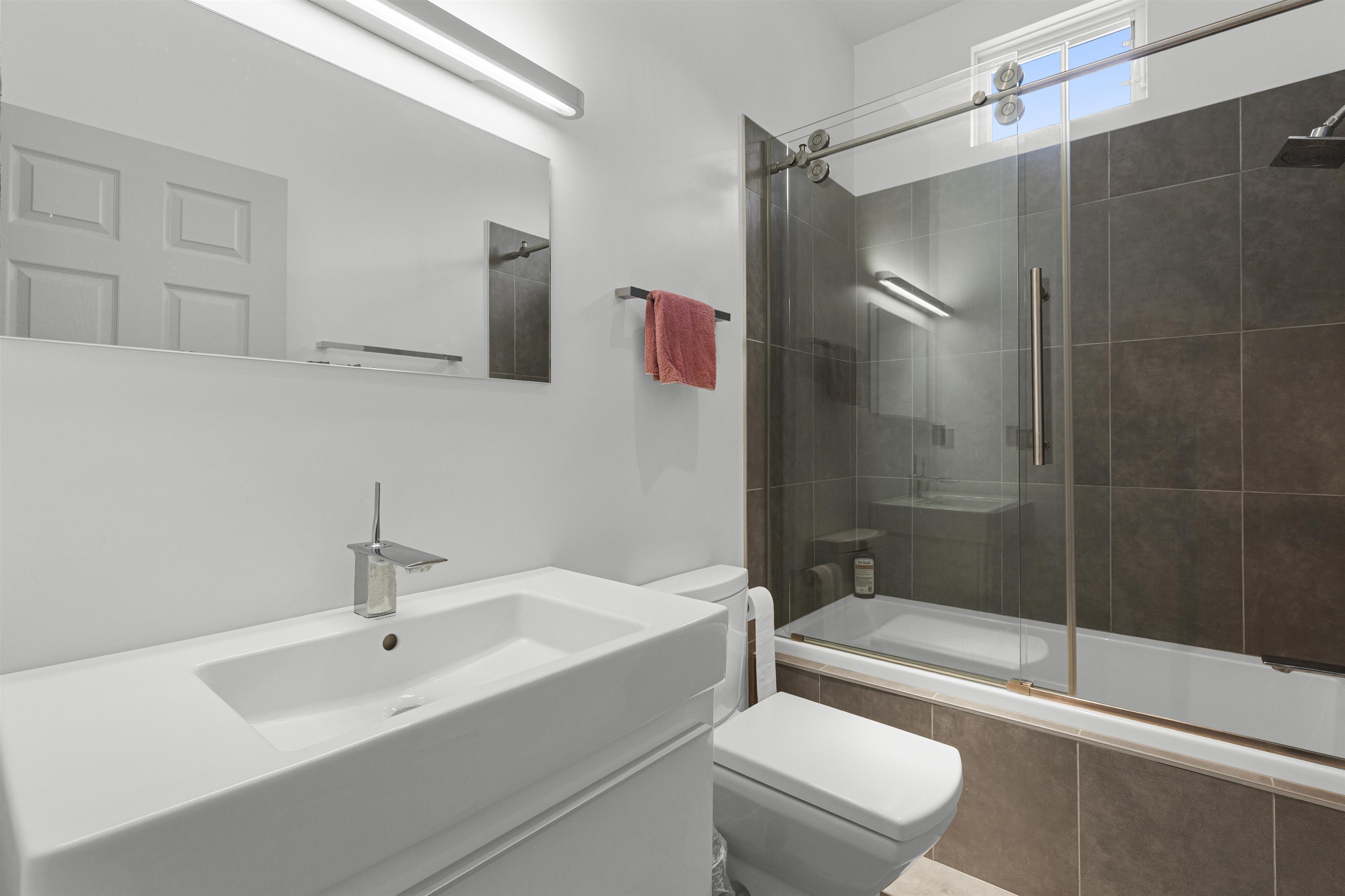 26 Fountain Way Property Photo 32