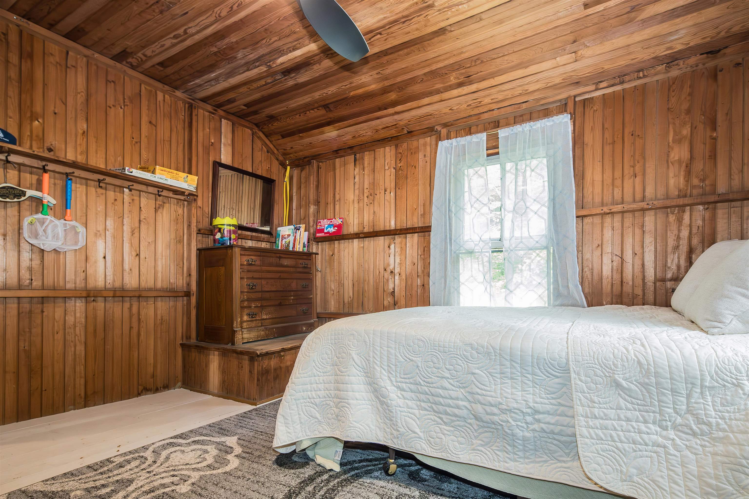 1044 Point Of Pines Road Property Photo 32