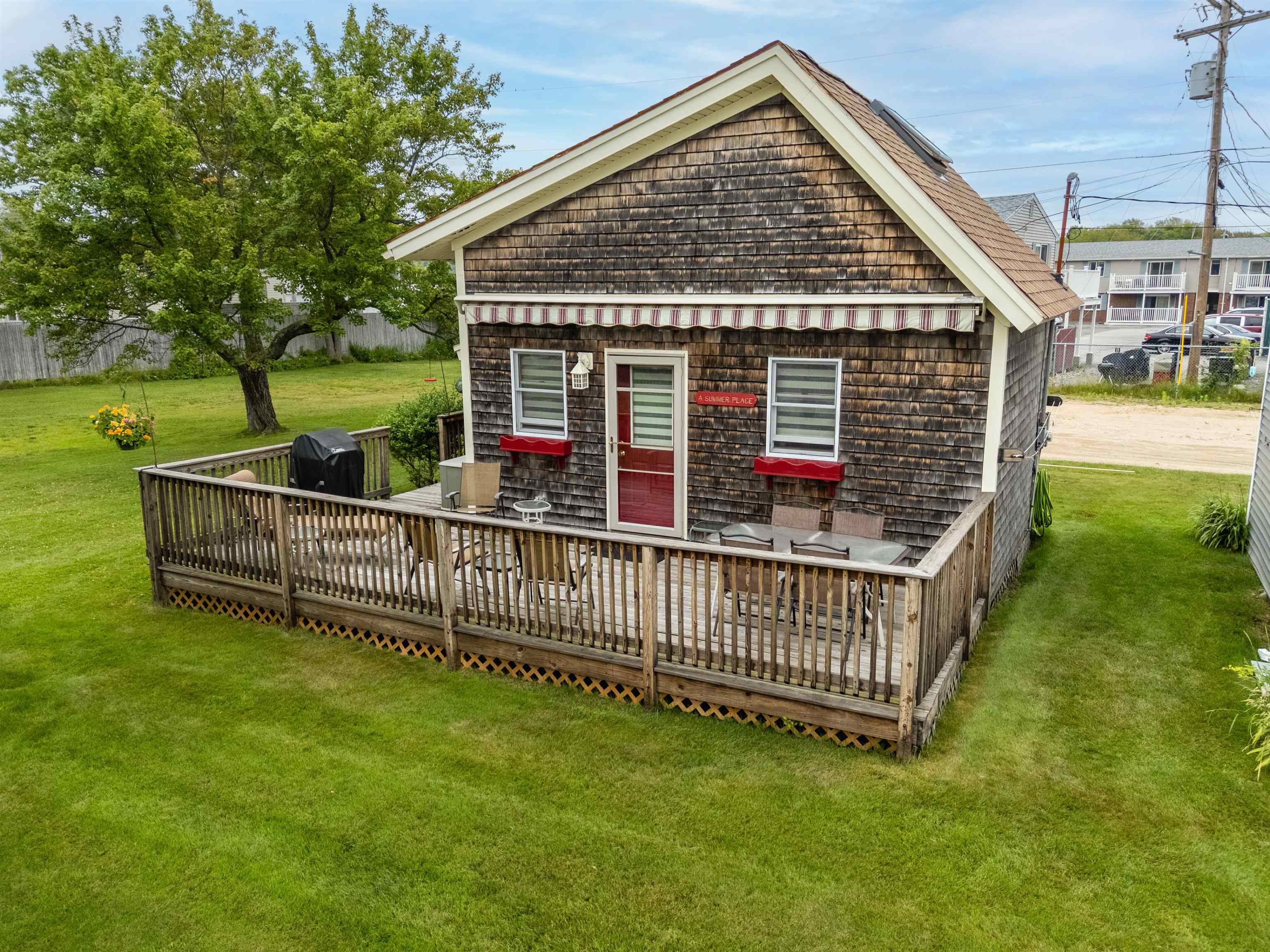 66 Kings Highway Property Photo 1