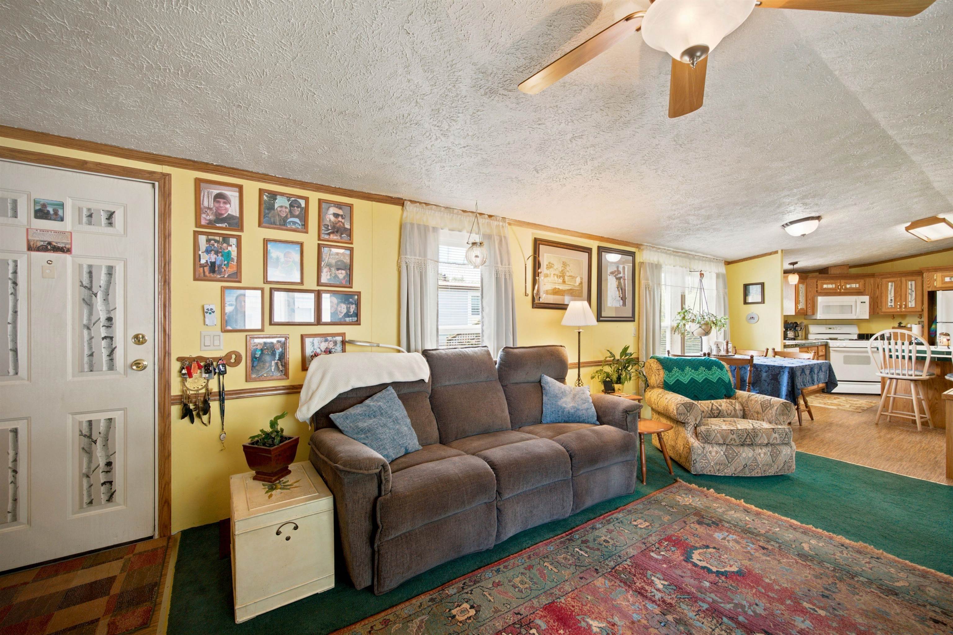 37 Circle Drive Property Photo 5