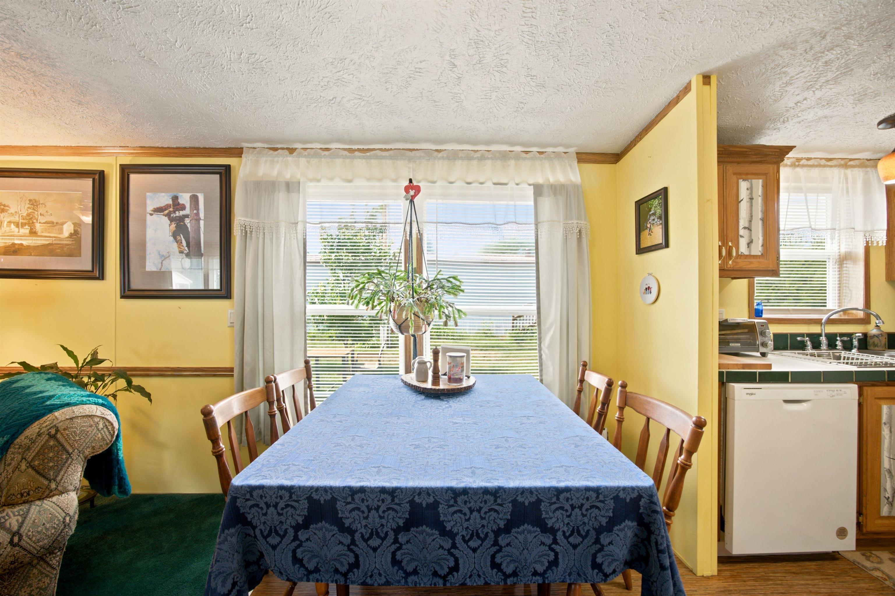 37 Circle Drive Property Photo 12