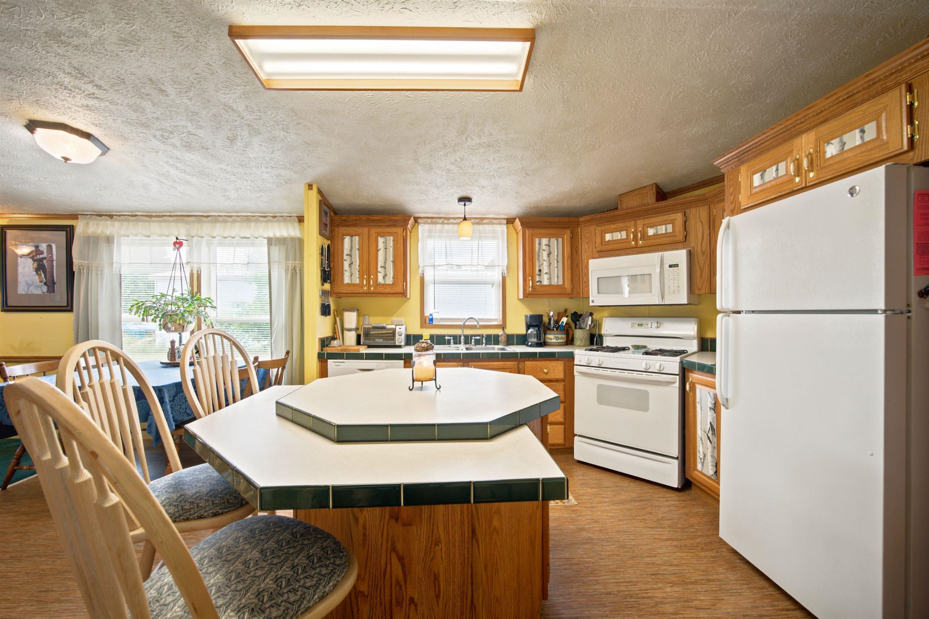 37 Circle Drive Property Photo 19