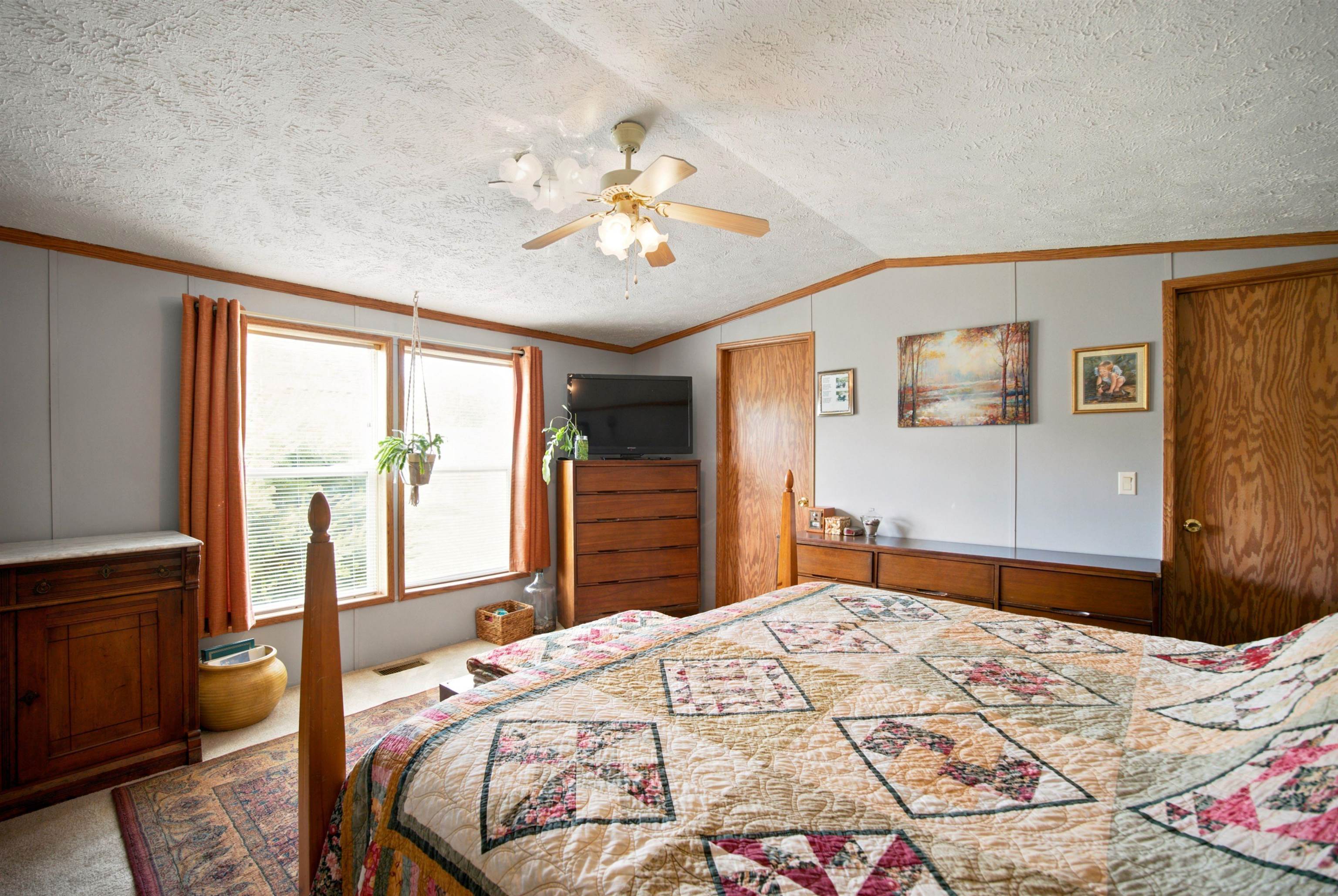 37 Circle Drive Property Photo 23