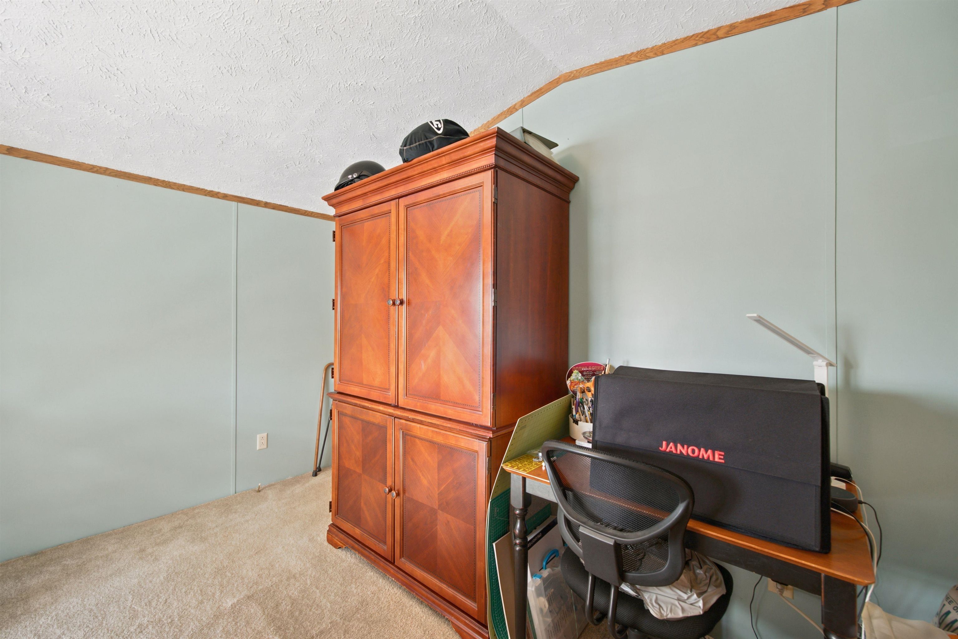 37 Circle Drive Property Photo 31