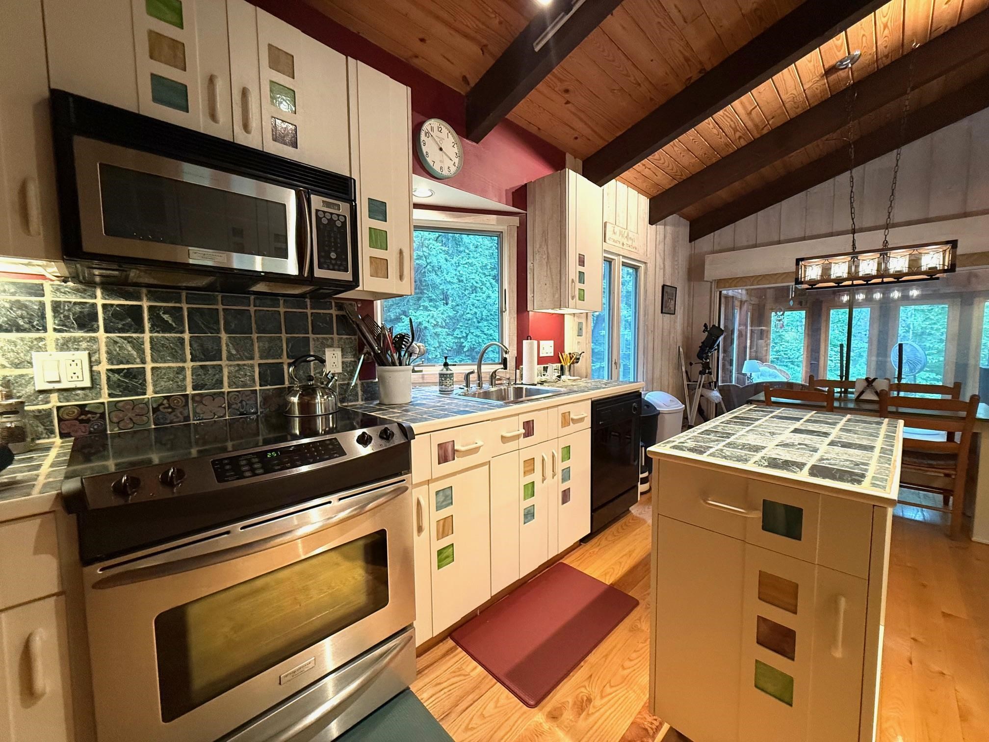 367 Stratton Gate Road Property Photo 12