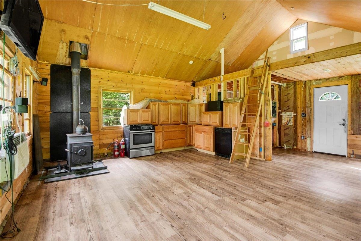 979 Corley Road Property Photo 7
