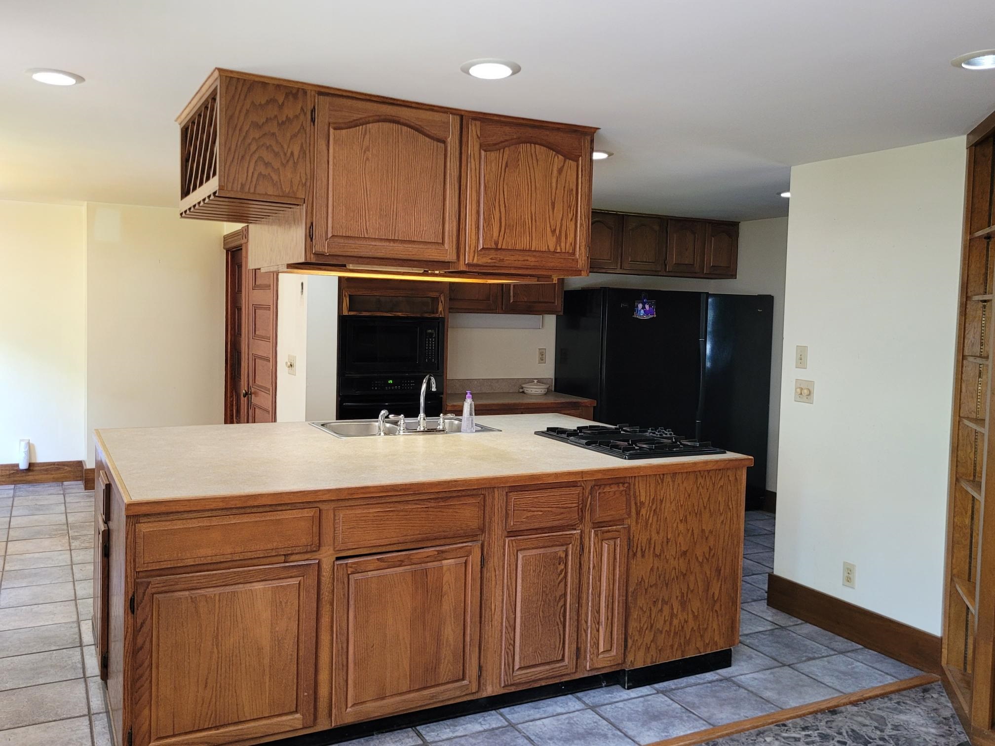 17 Maplewood Avenue Property Photo 3