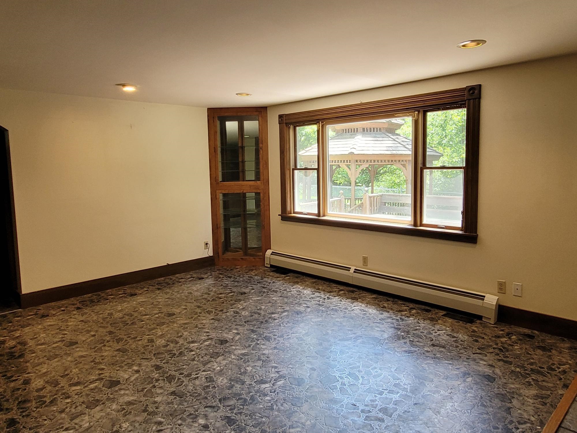17 Maplewood Avenue Property Photo 6