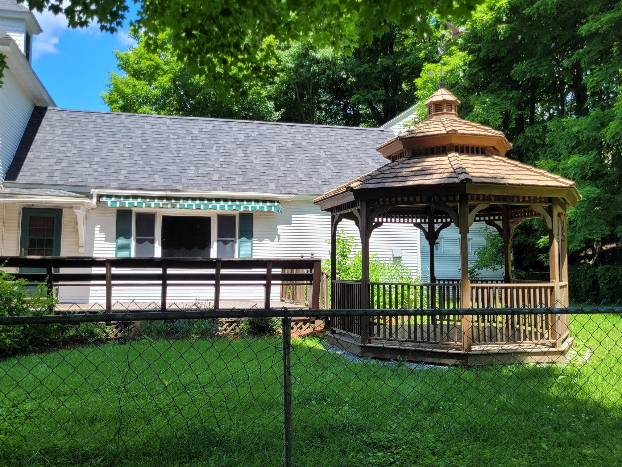 17 Maplewood Avenue Property Photo 33