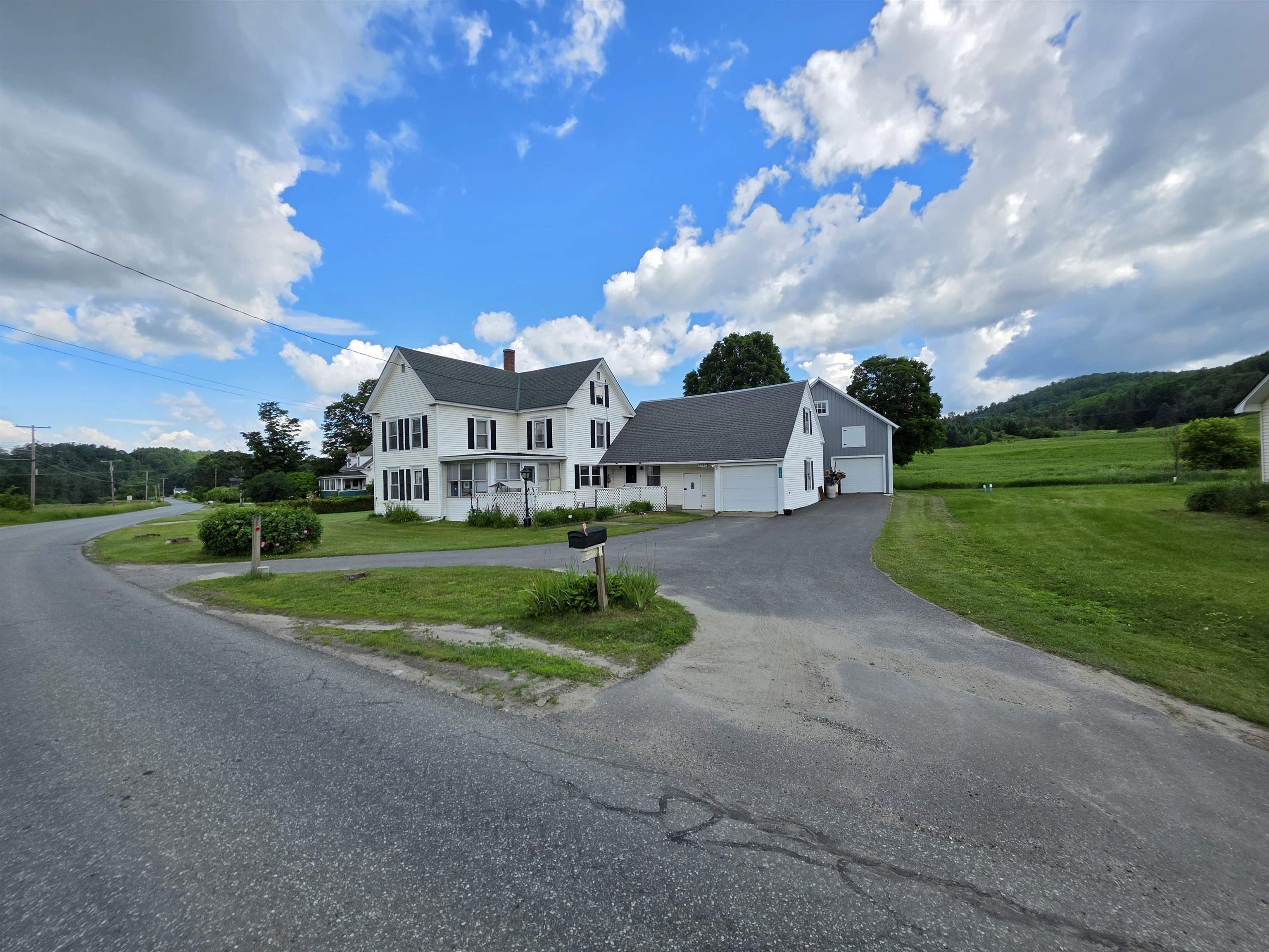 1385 Red Village Road Property Photo 3