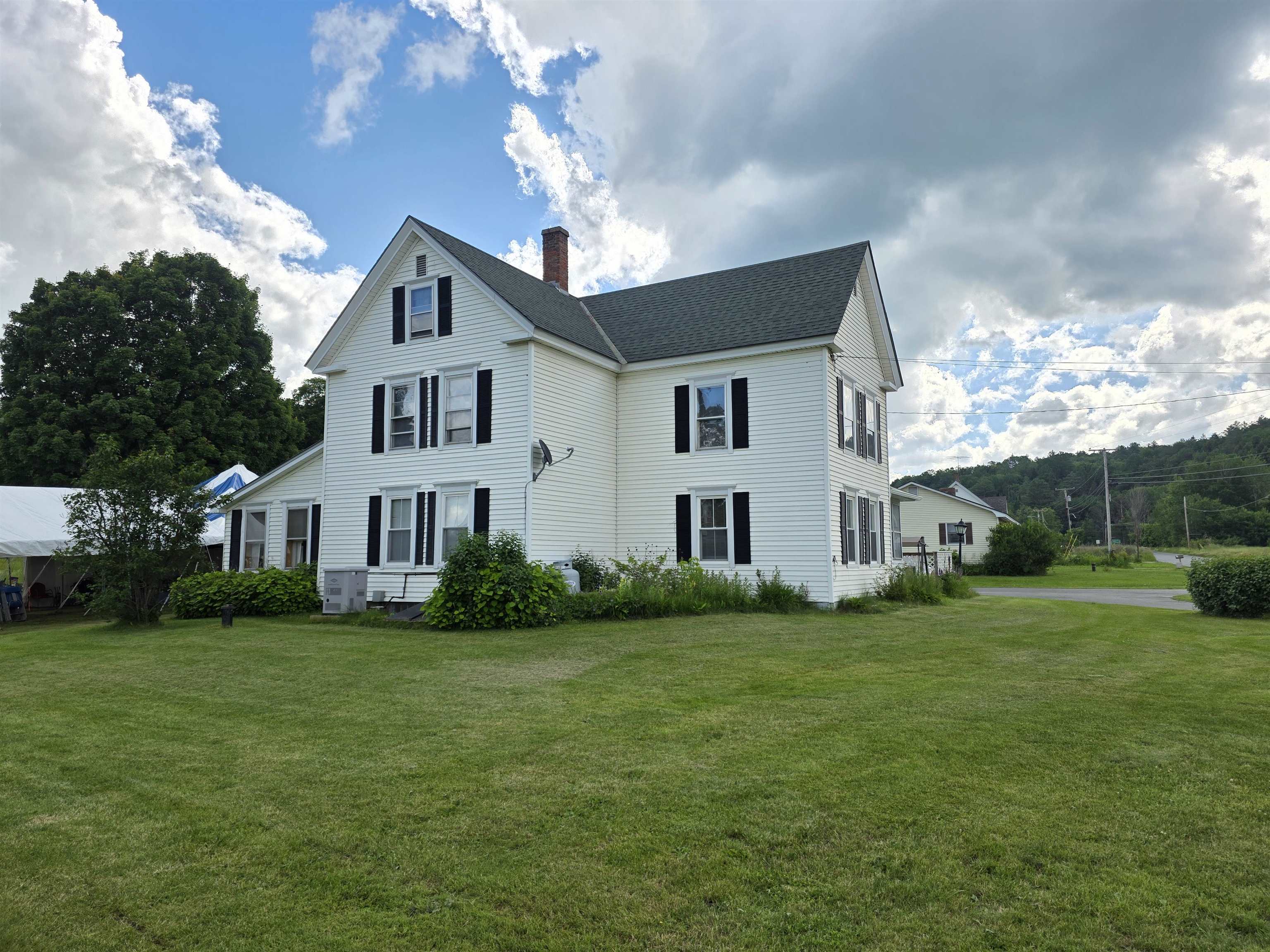 1385 Red Village Road Property Photo 5