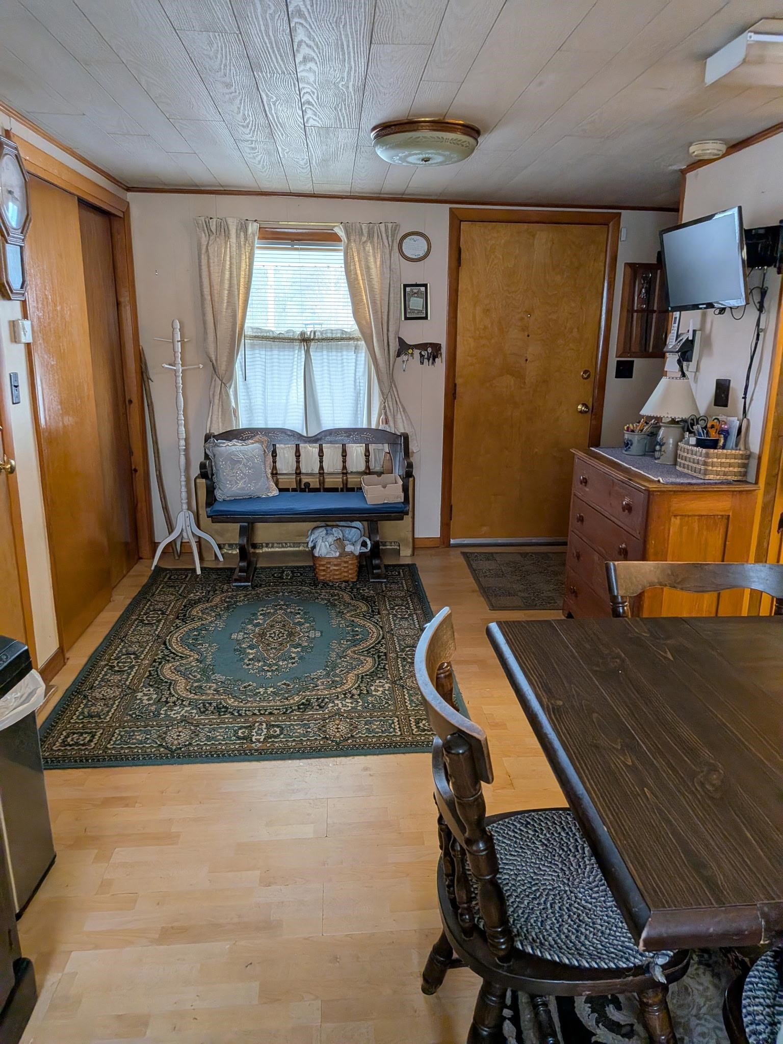 1385 Red Village Road Property Photo 8