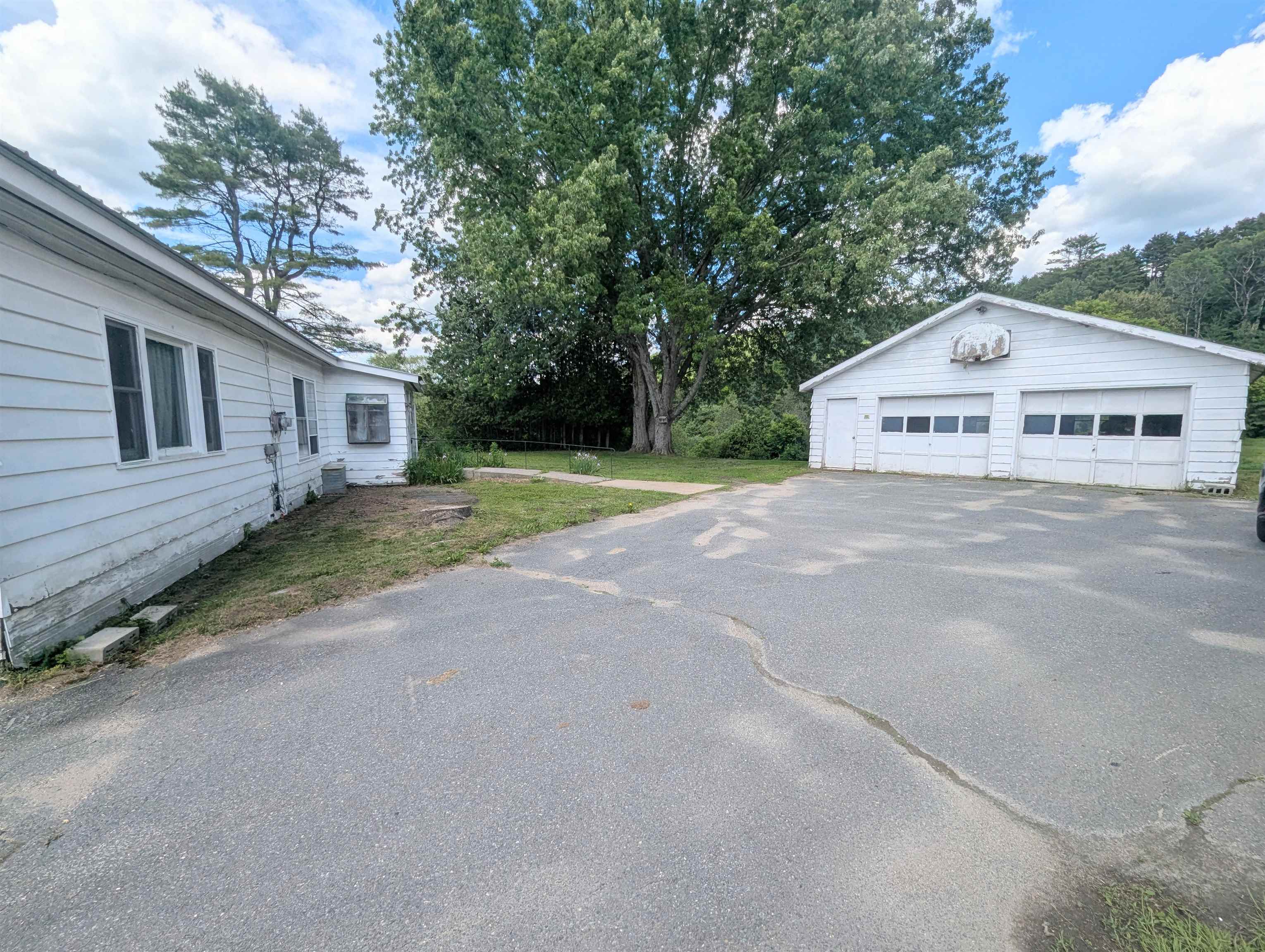 264 Breezy Hill Road Property Photo 6