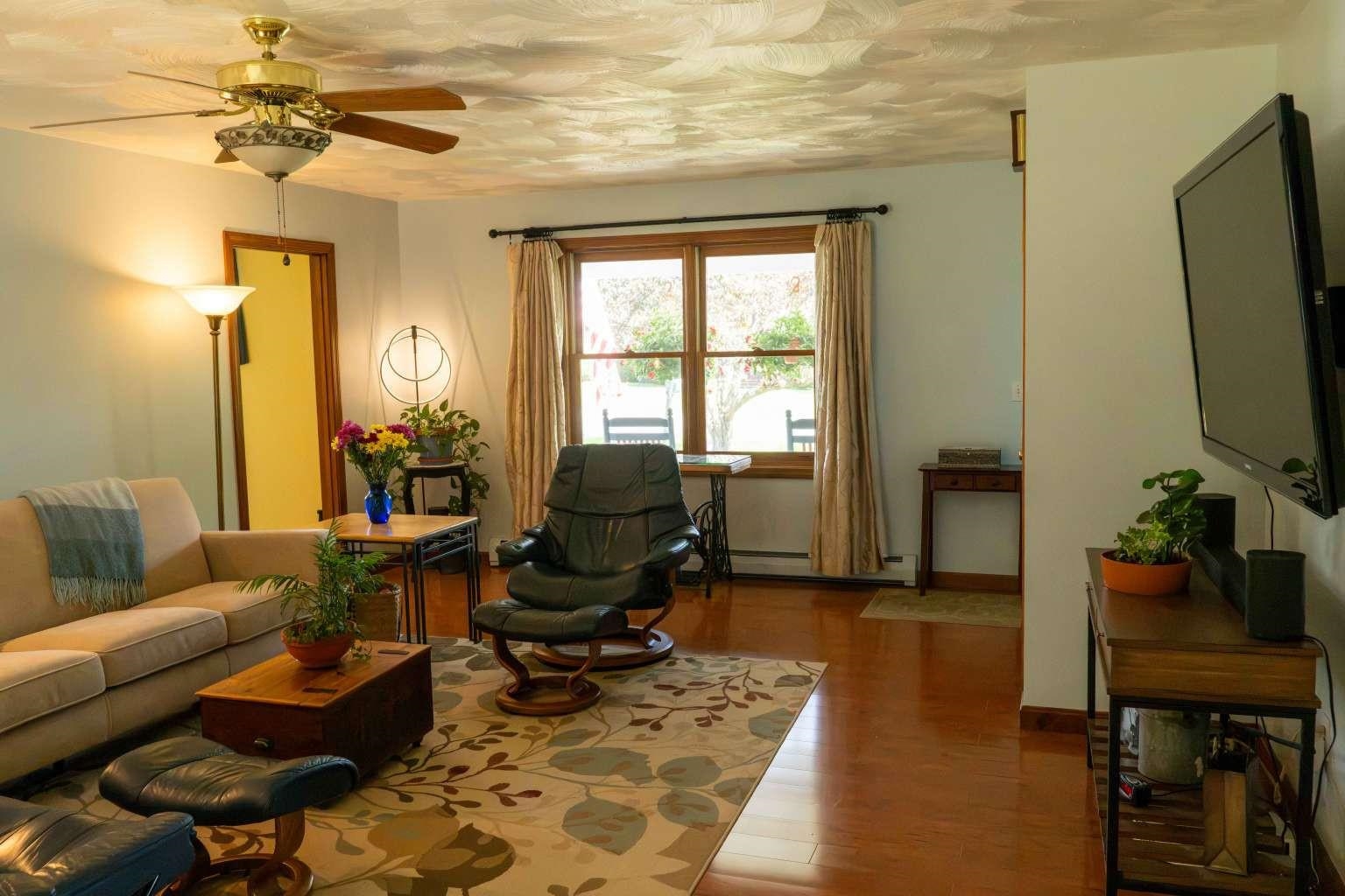 46 Cobble Hill Meadows Property Photo 4