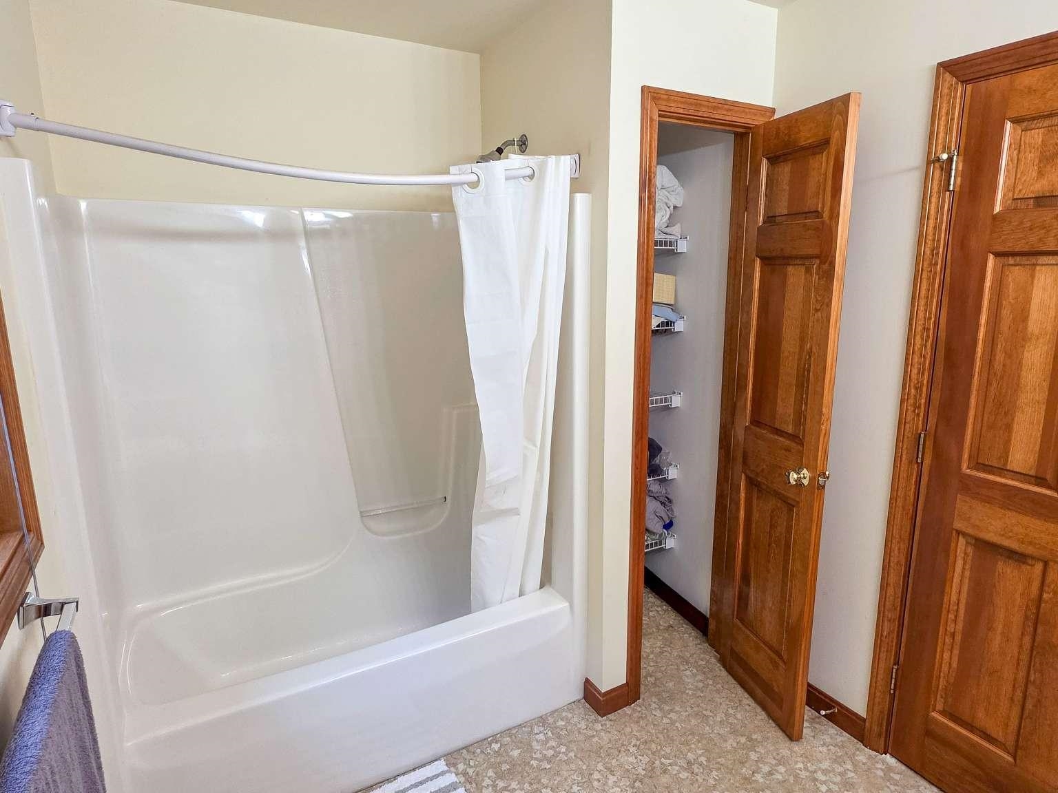 46 Cobble Hill Meadows Property Photo 31