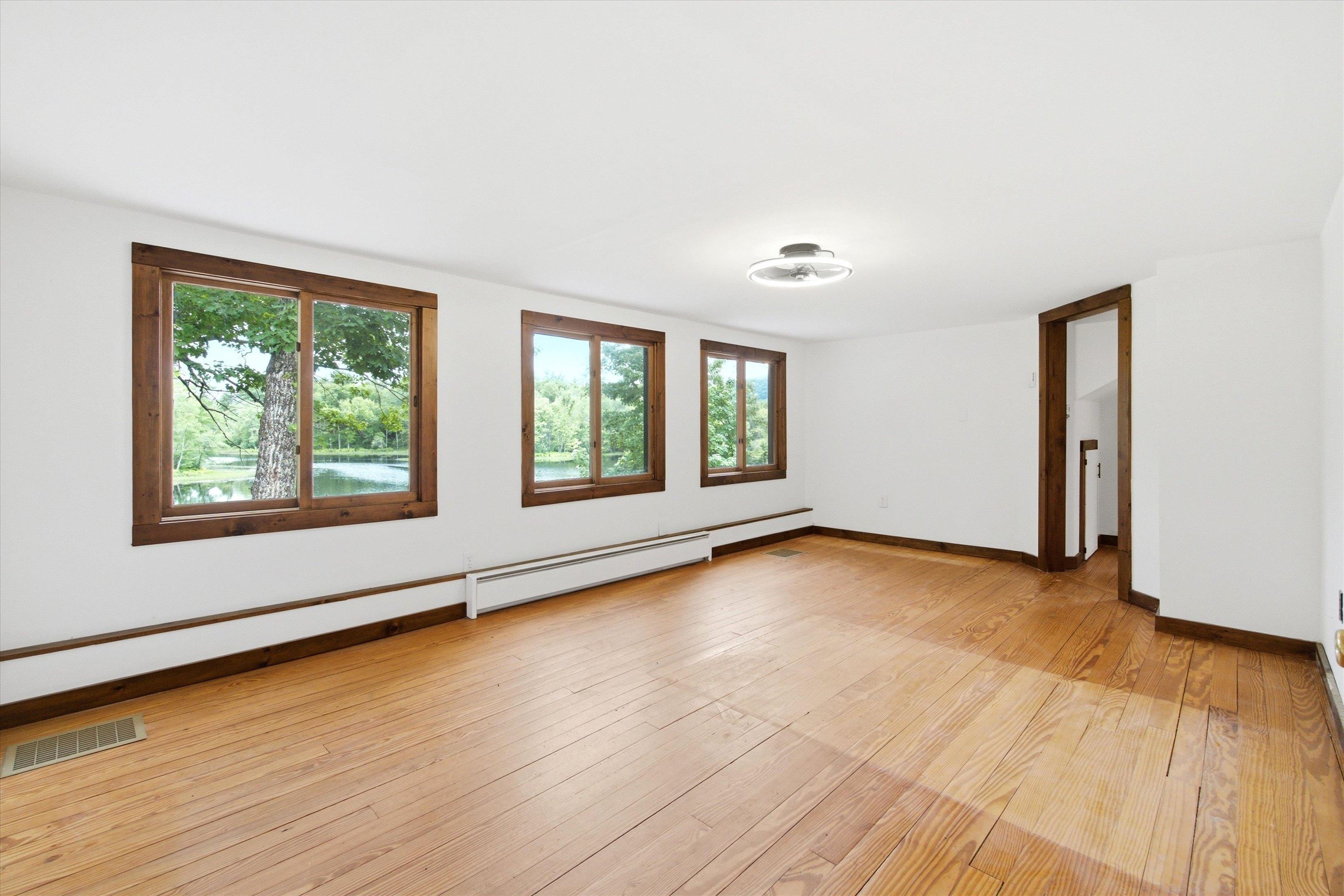 405 Bay Road Property Photo 25