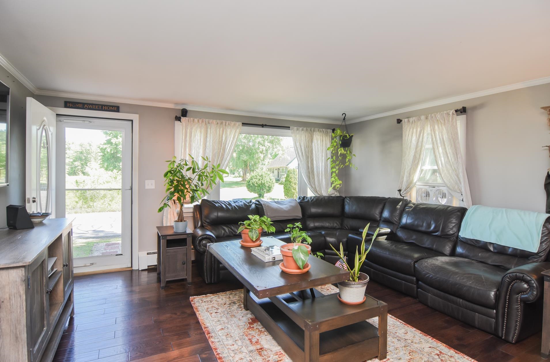500 Donald Street Property Photo 6