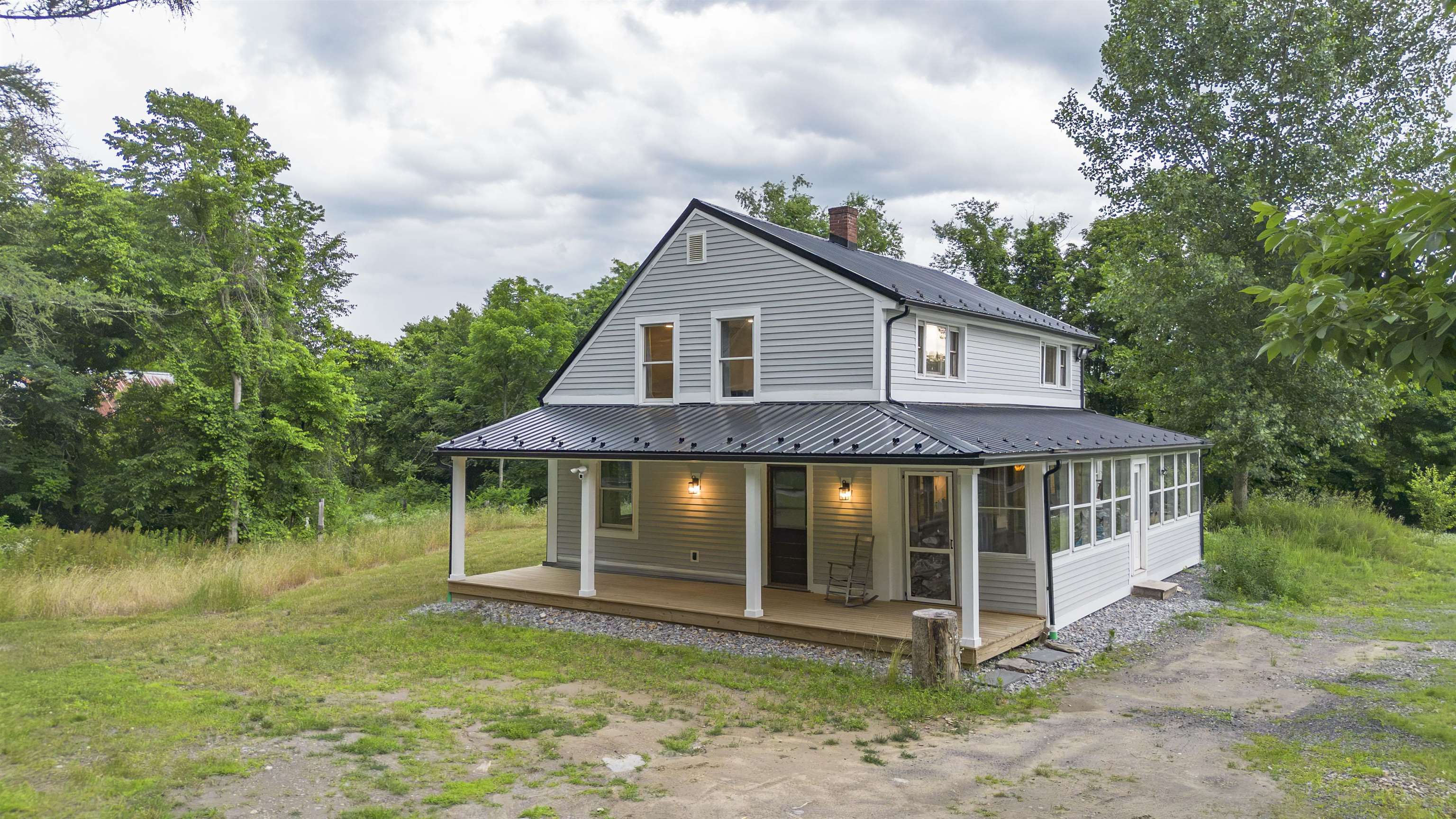 1590 Us Route 5 Property Photo 1