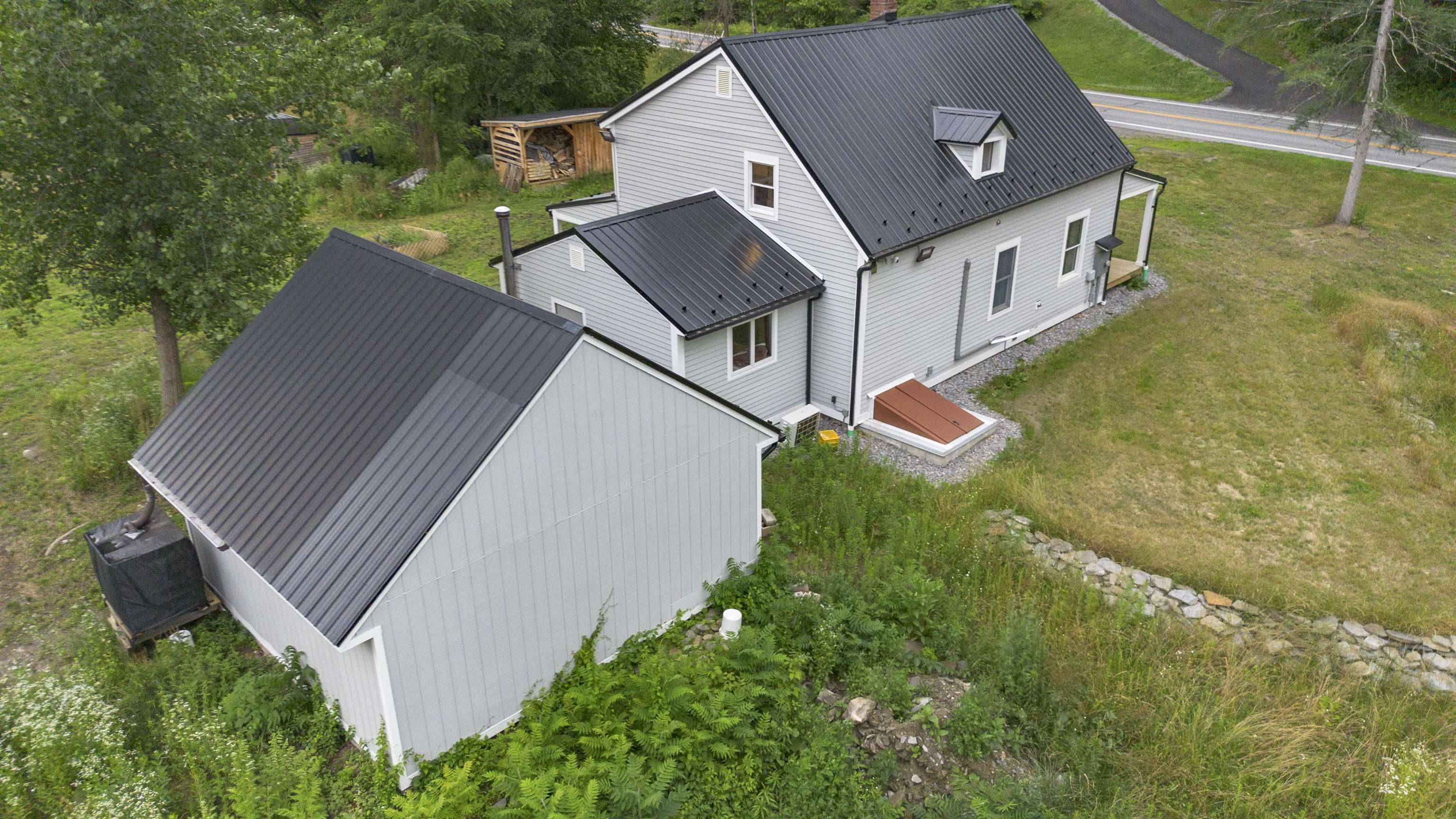 1590 Us Route 5 Property Photo 23