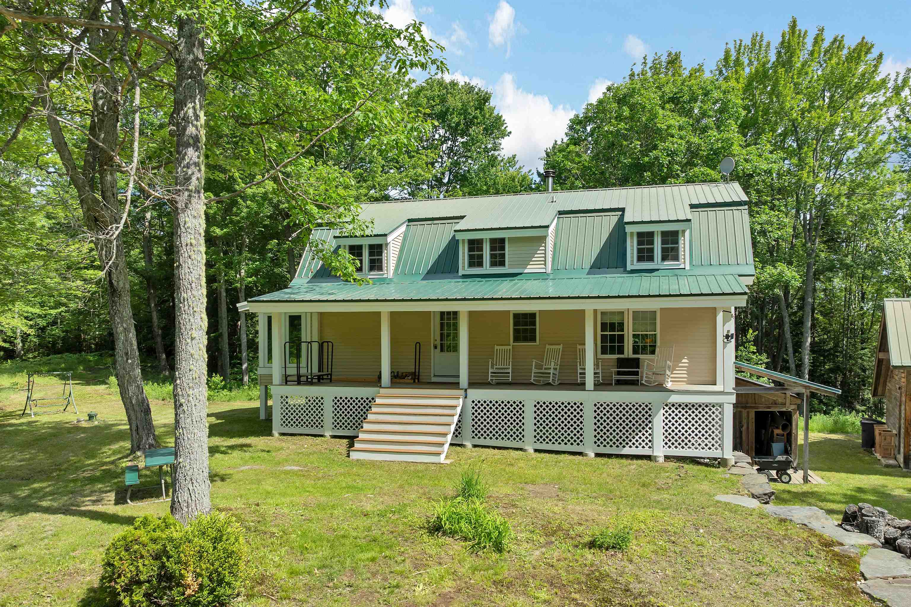 61 Macdonald Lane Property Photo 1