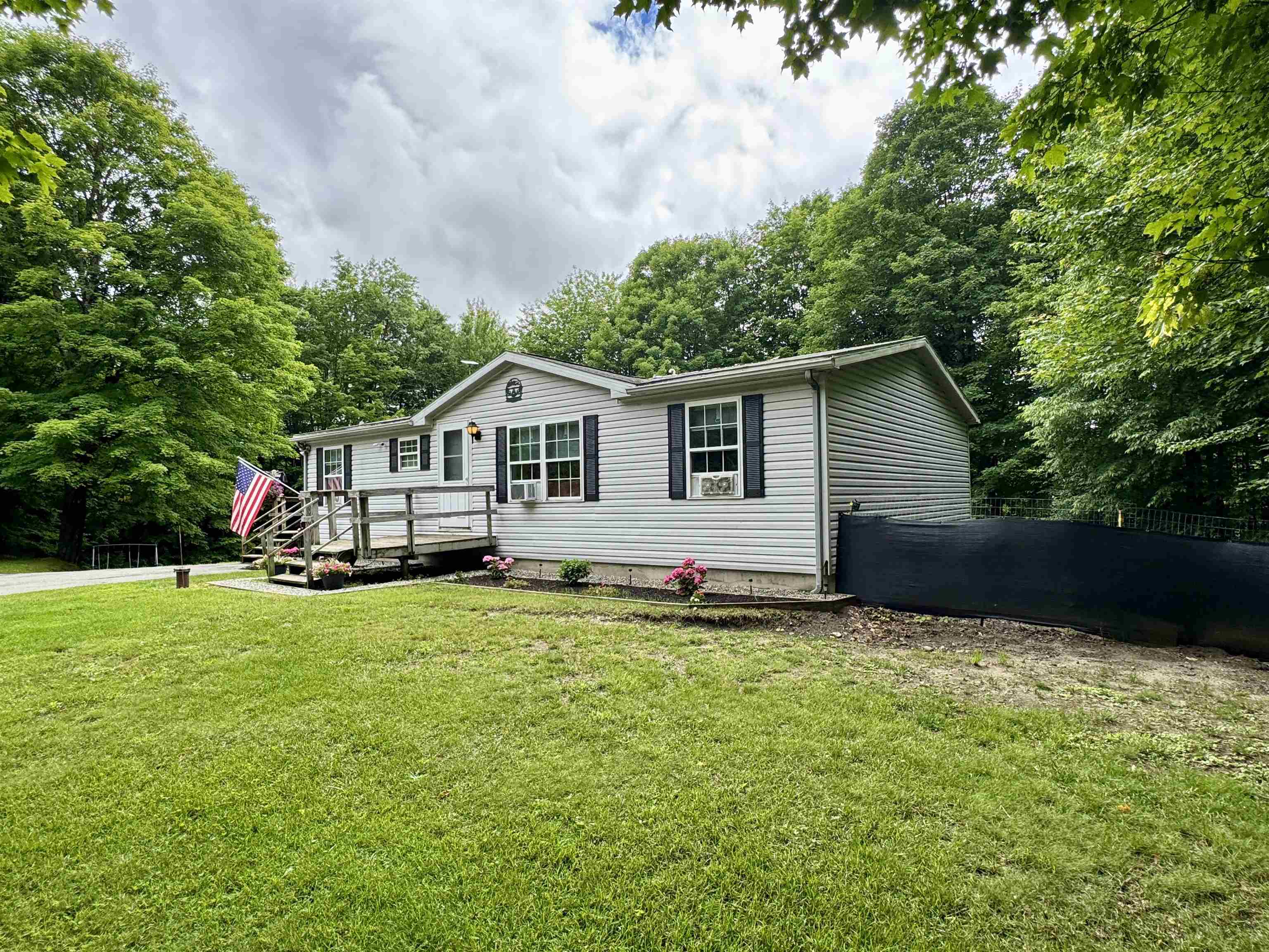 2276 Gore Road Property Photo 2