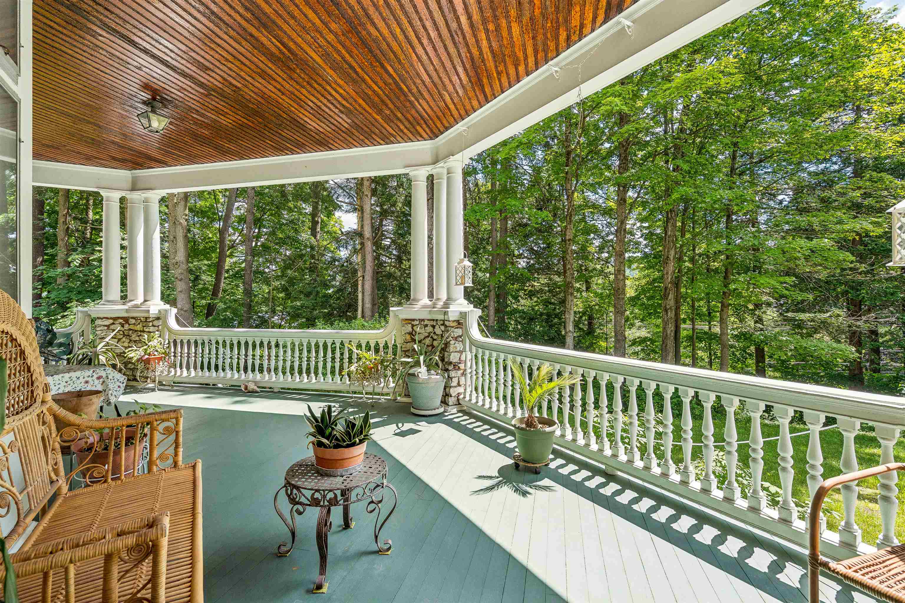 88 Summer Street Property Photo 4