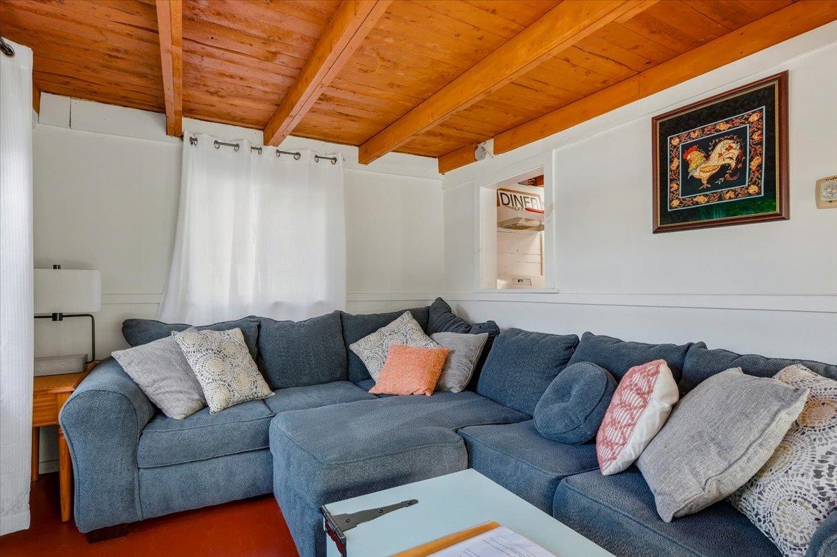 3302 Pond Road Property Photo 15