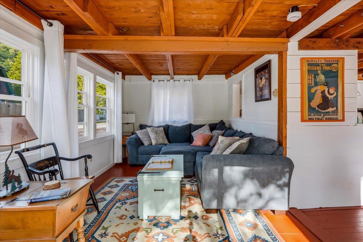 3302 Pond Road Property Photo 17