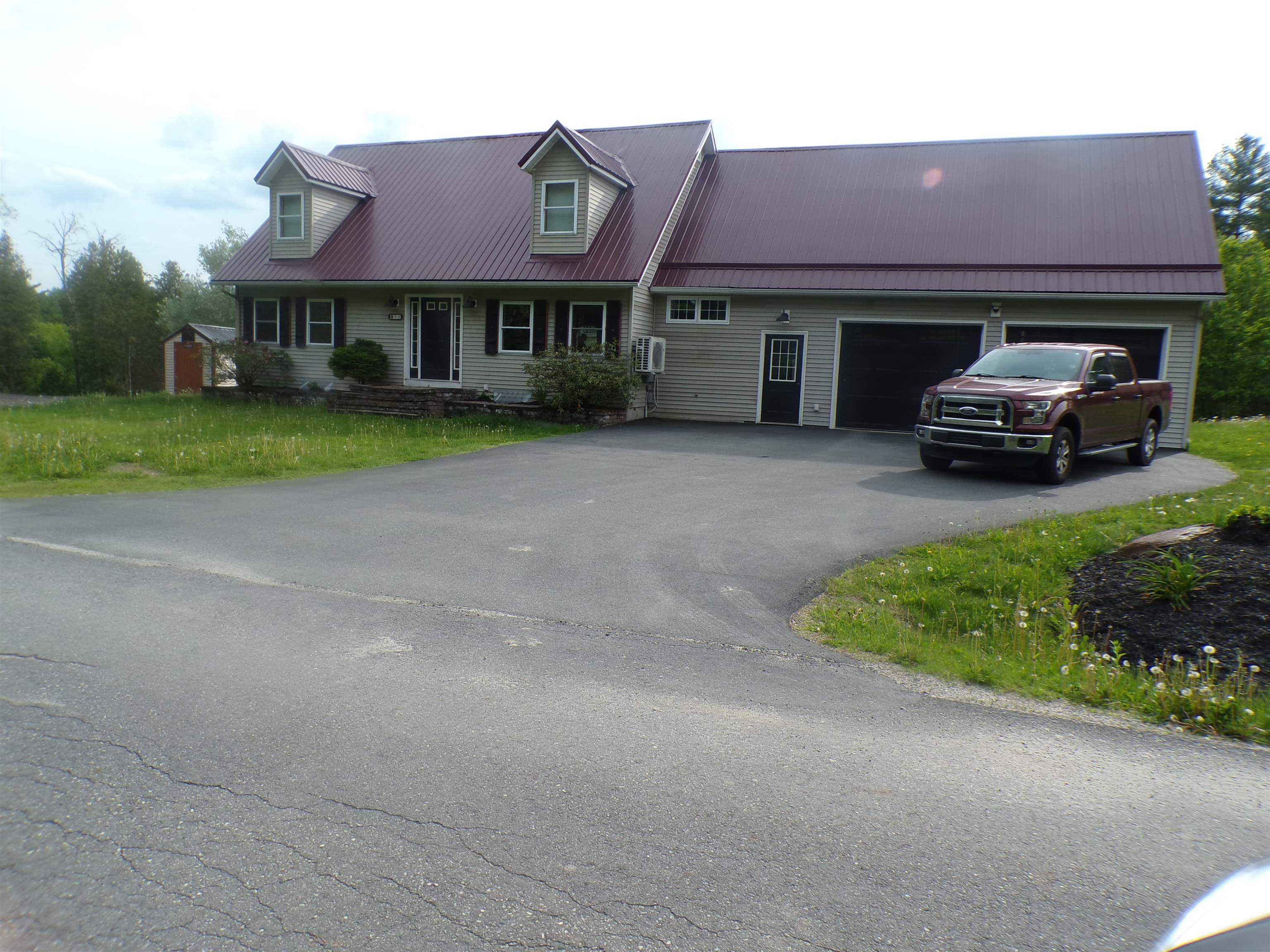 99 Veterinary Lane Property Photo 1