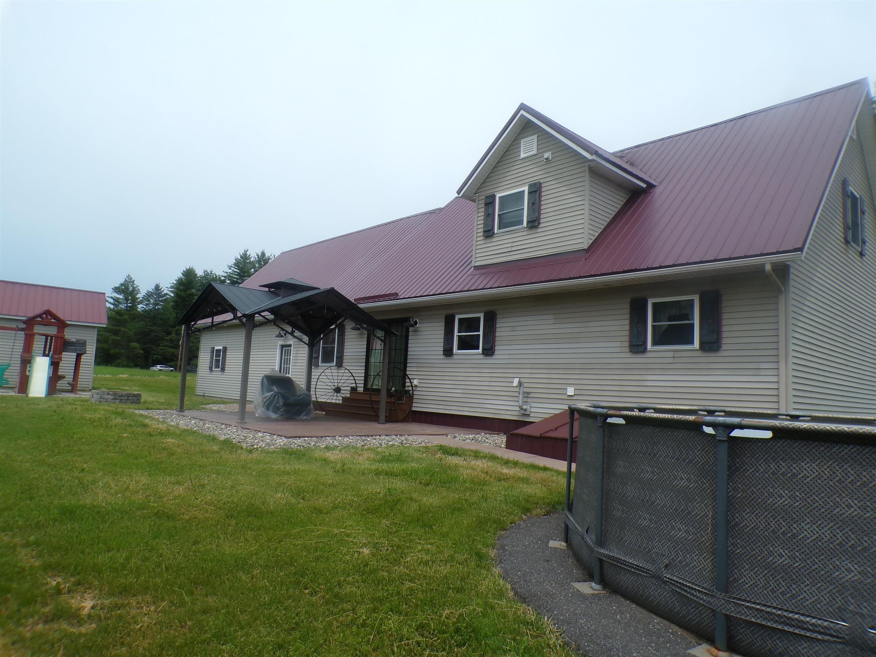 99 Veterinary Lane Property Photo 2