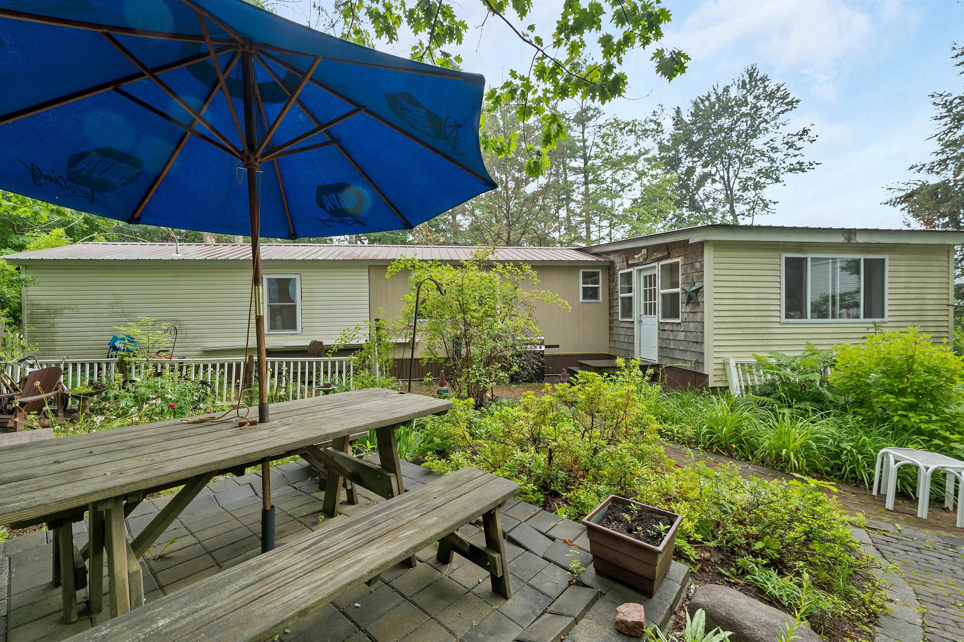 20 True Road Property Photo 1