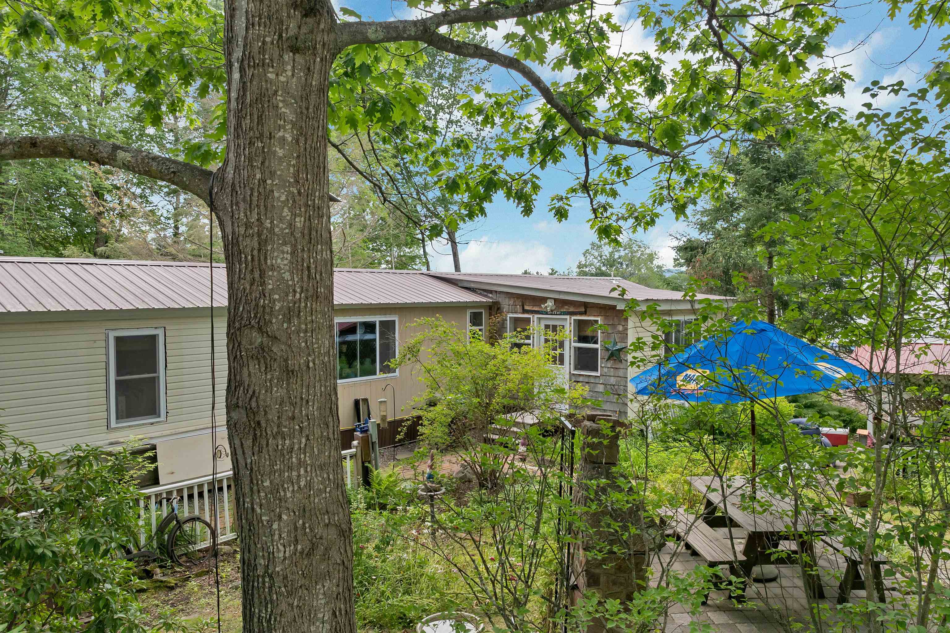 20 True Road Property Photo 3