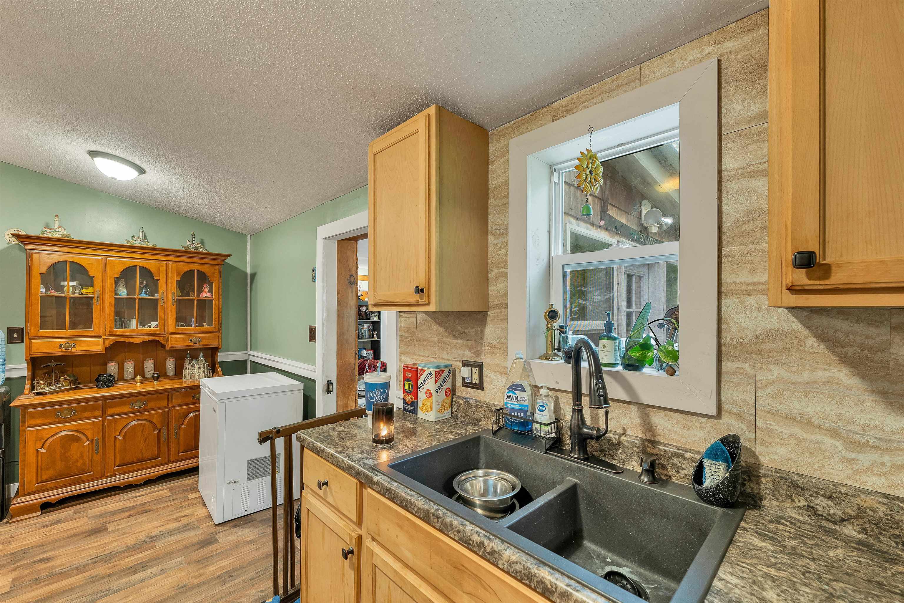20 True Road Property Photo 8