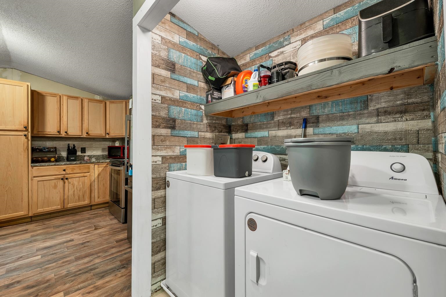 20 True Road Property Photo 12