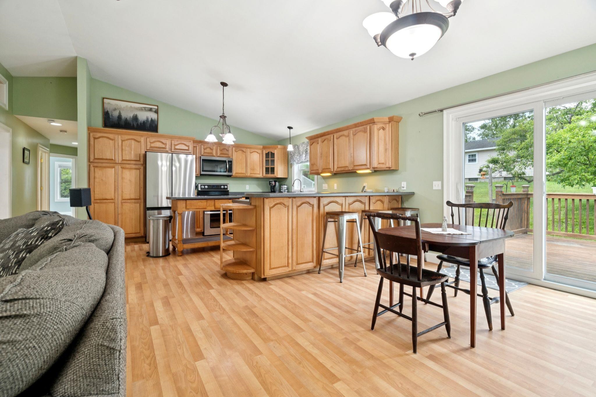 20 Lorraine Street Property Photo 8