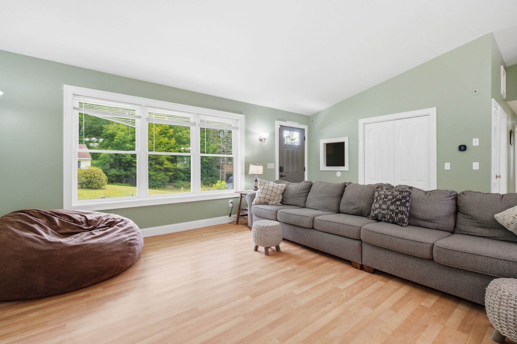 20 Lorraine Street Property Photo 9