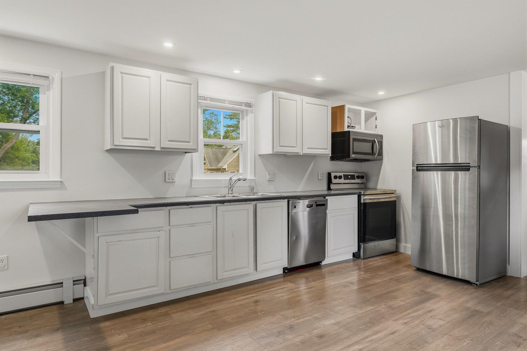 30 River Street Property Photo 14