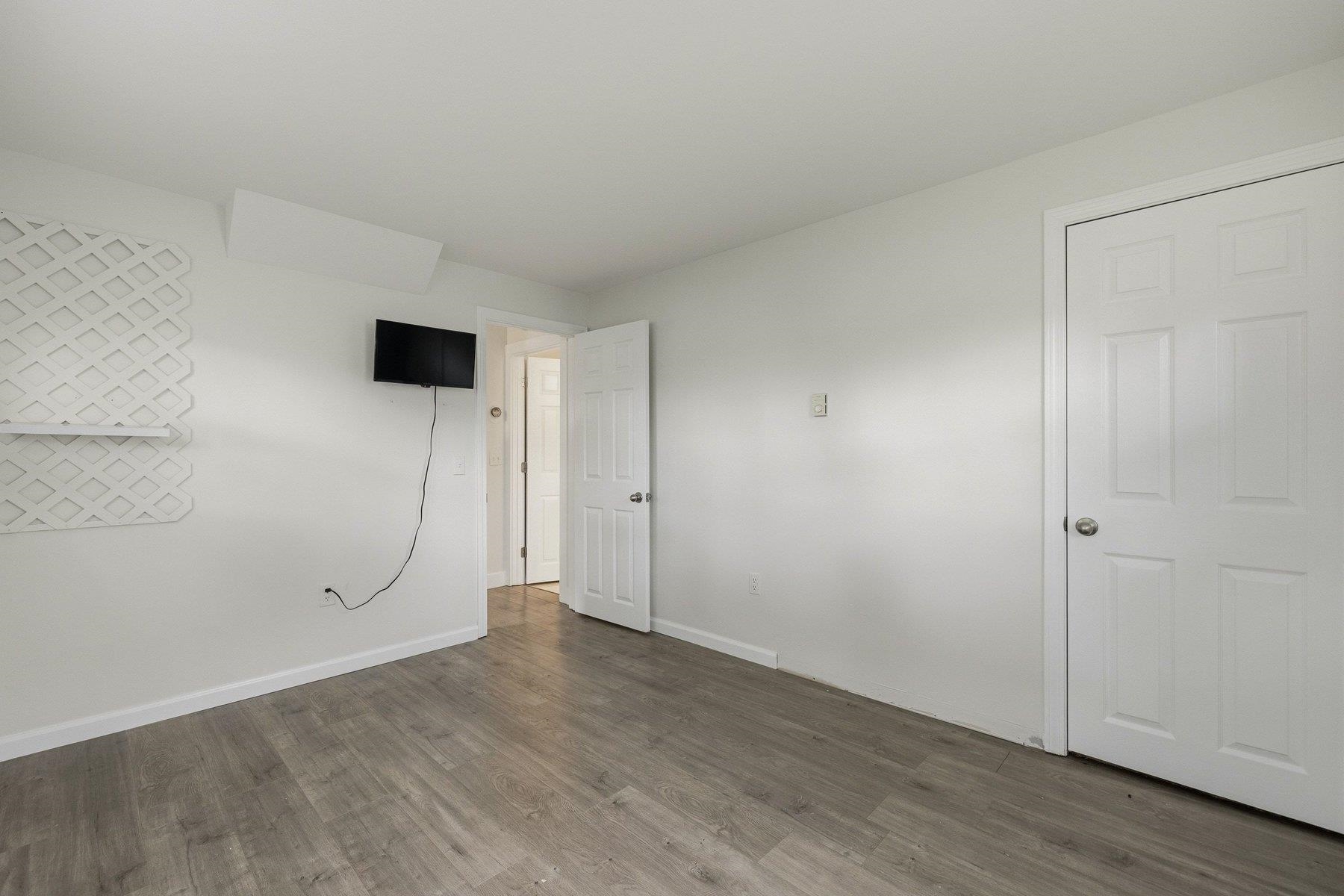 30 River Street Property Photo 20