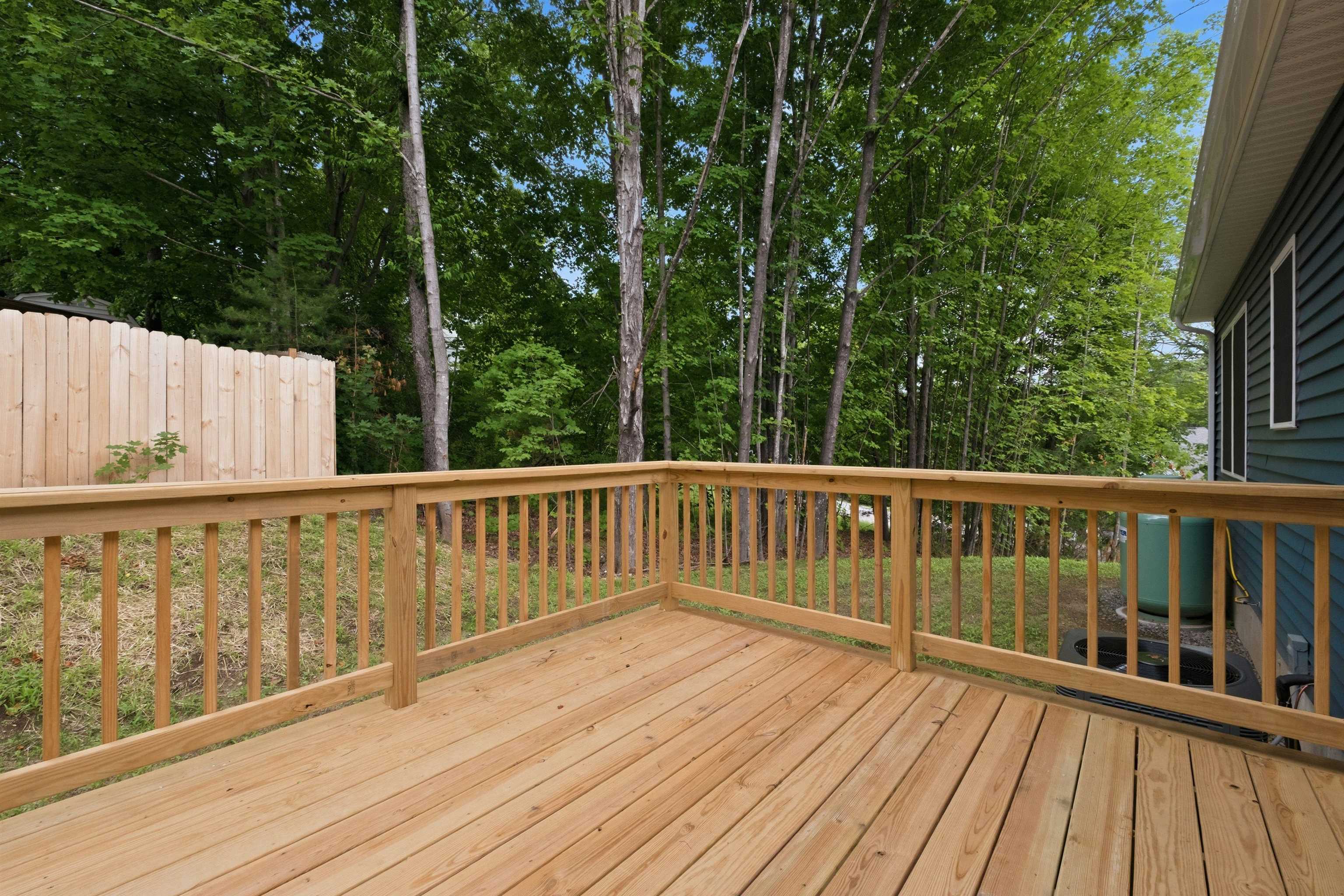 28 Cottage Place Property Photo 8