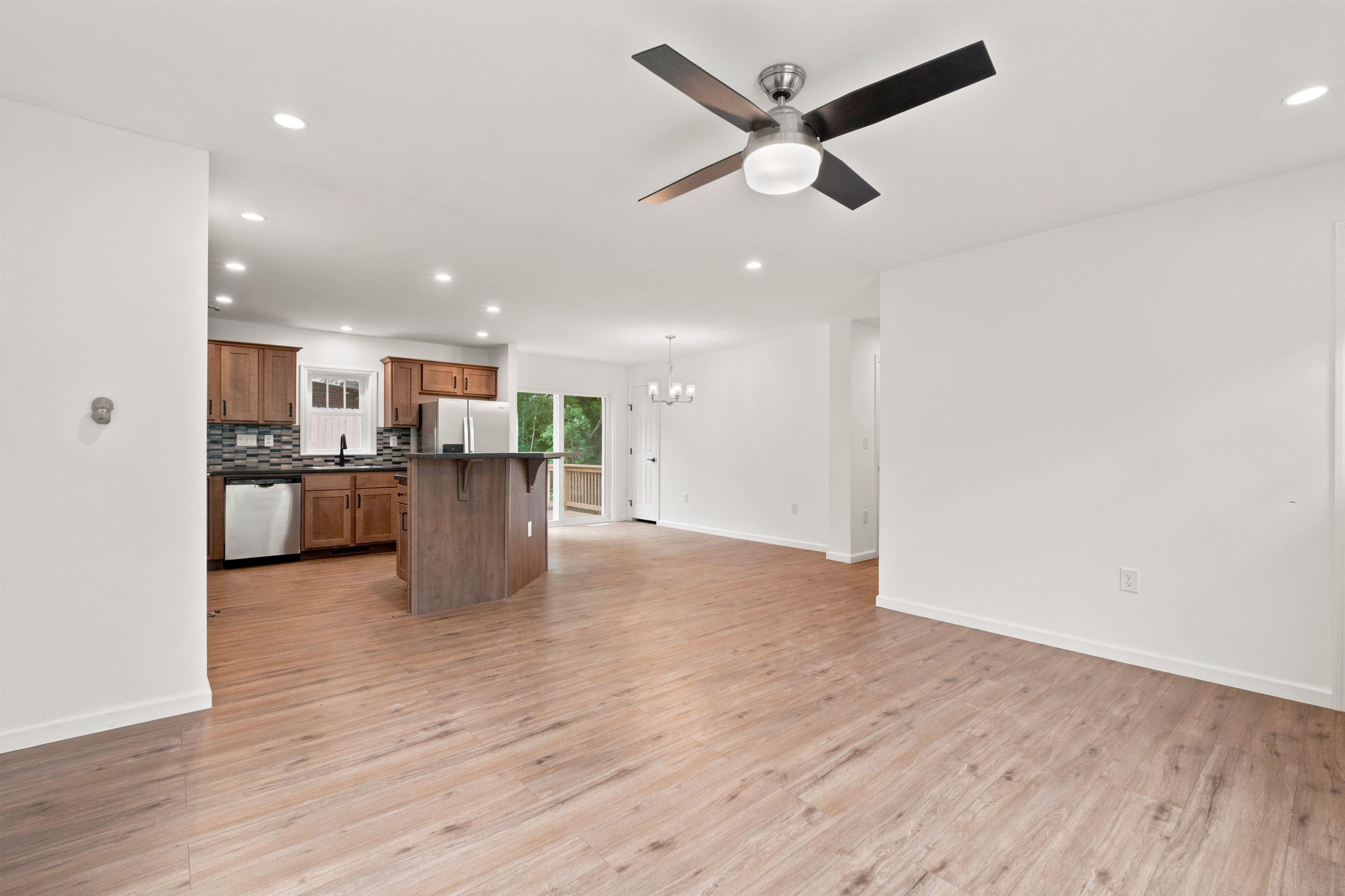 28 Cottage Place Property Photo 10