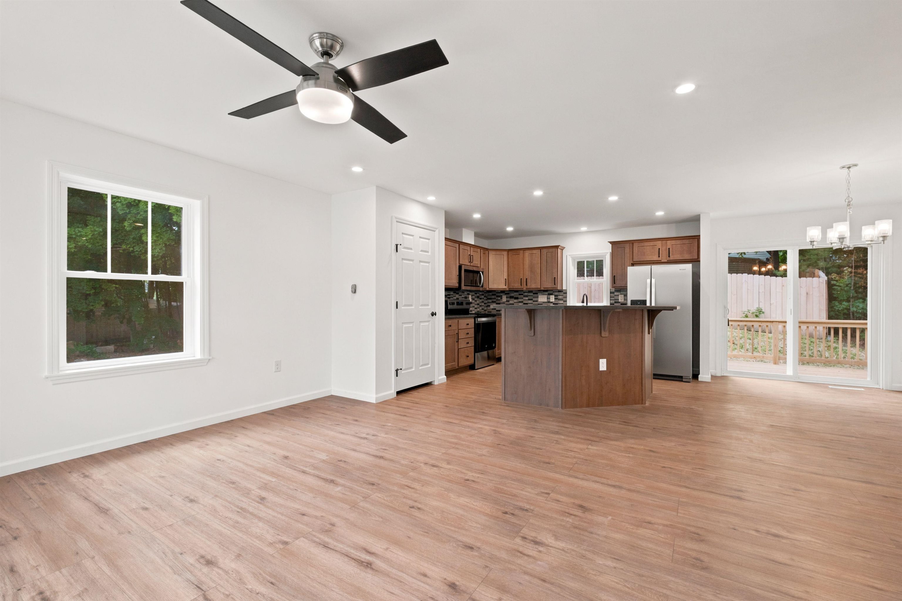 28 Cottage Place Property Photo 11