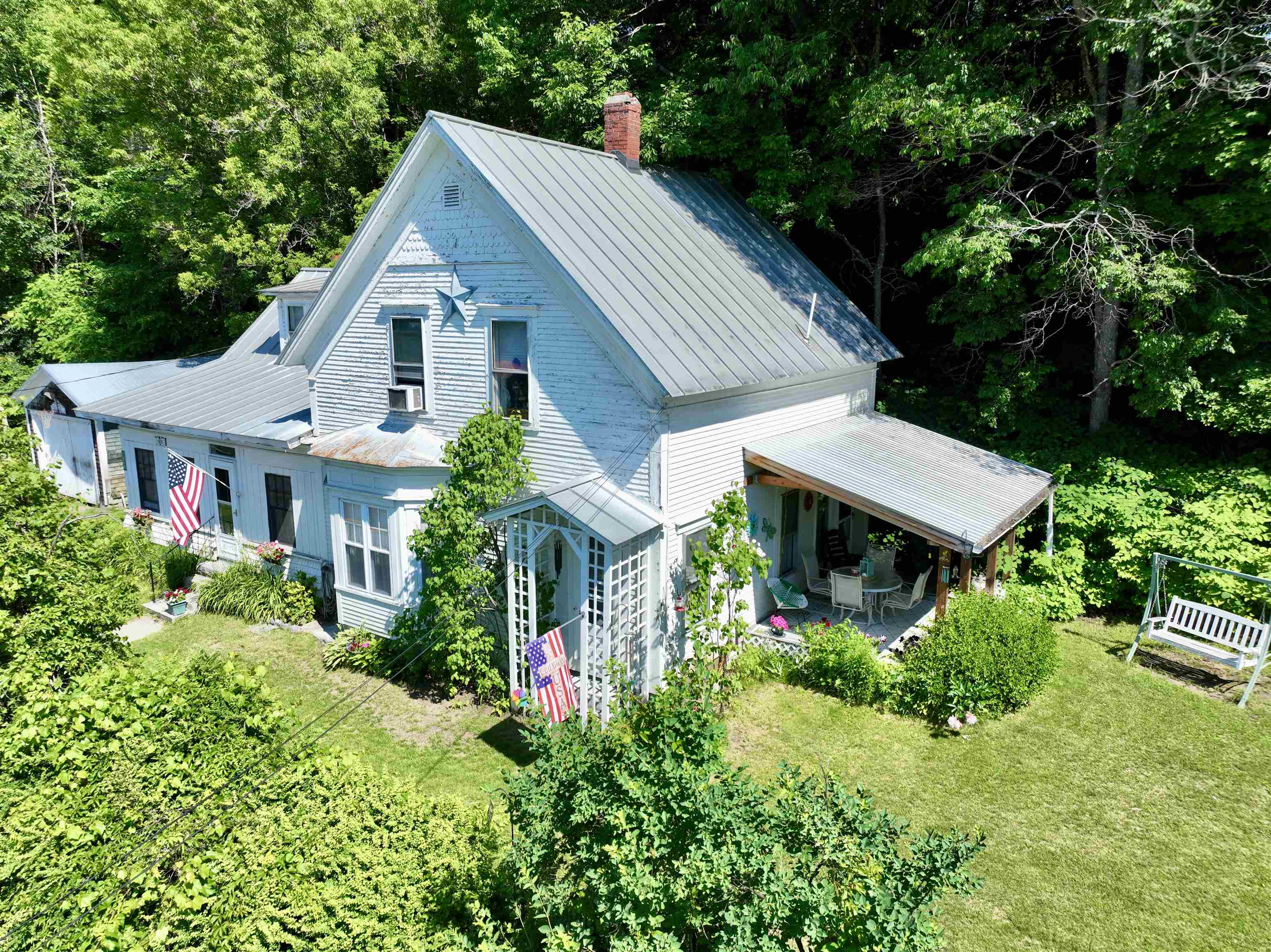 1098 Creamery Road Property Photo 3