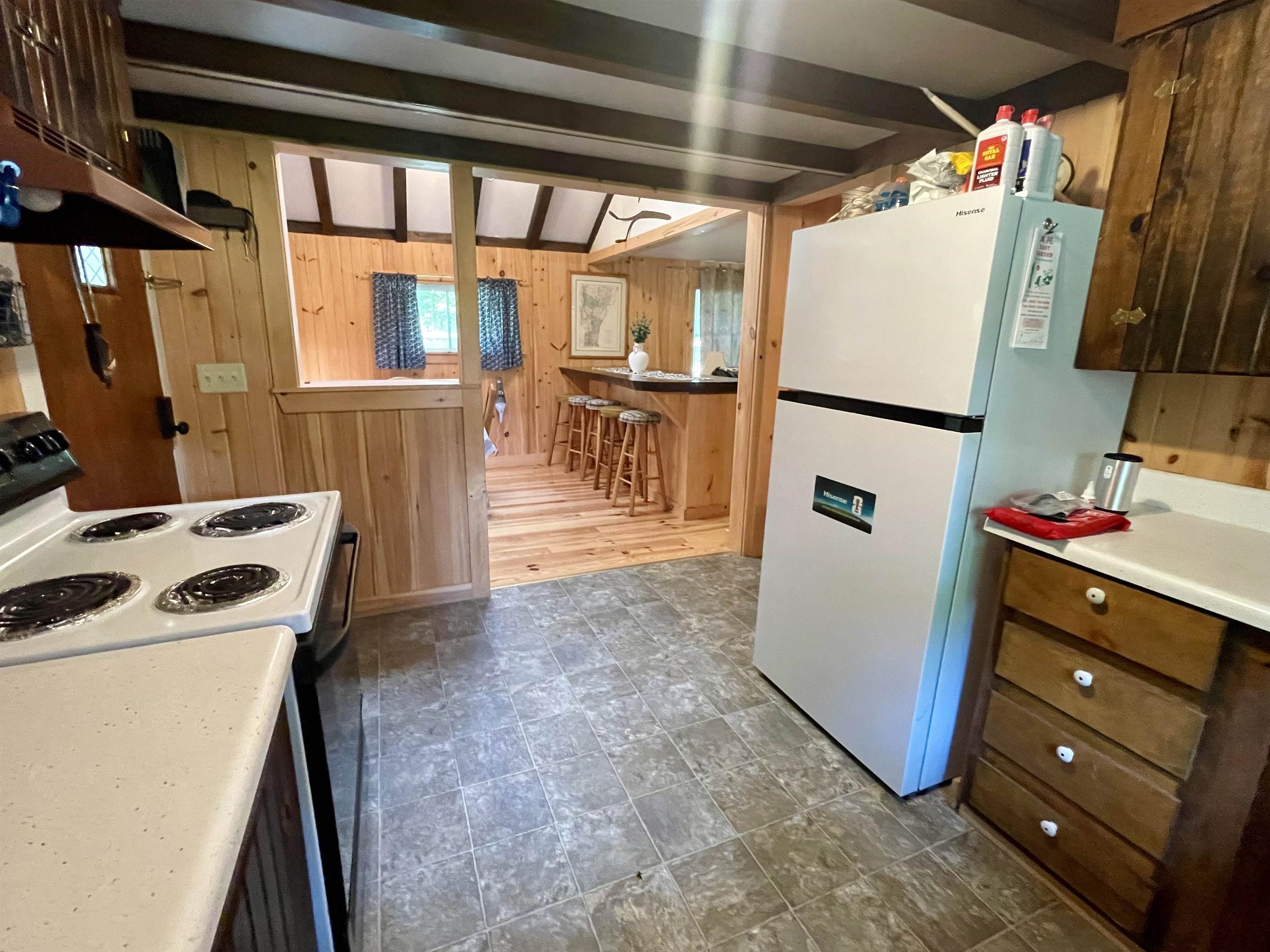 2408 Shadow Lake Road Property Photo 9