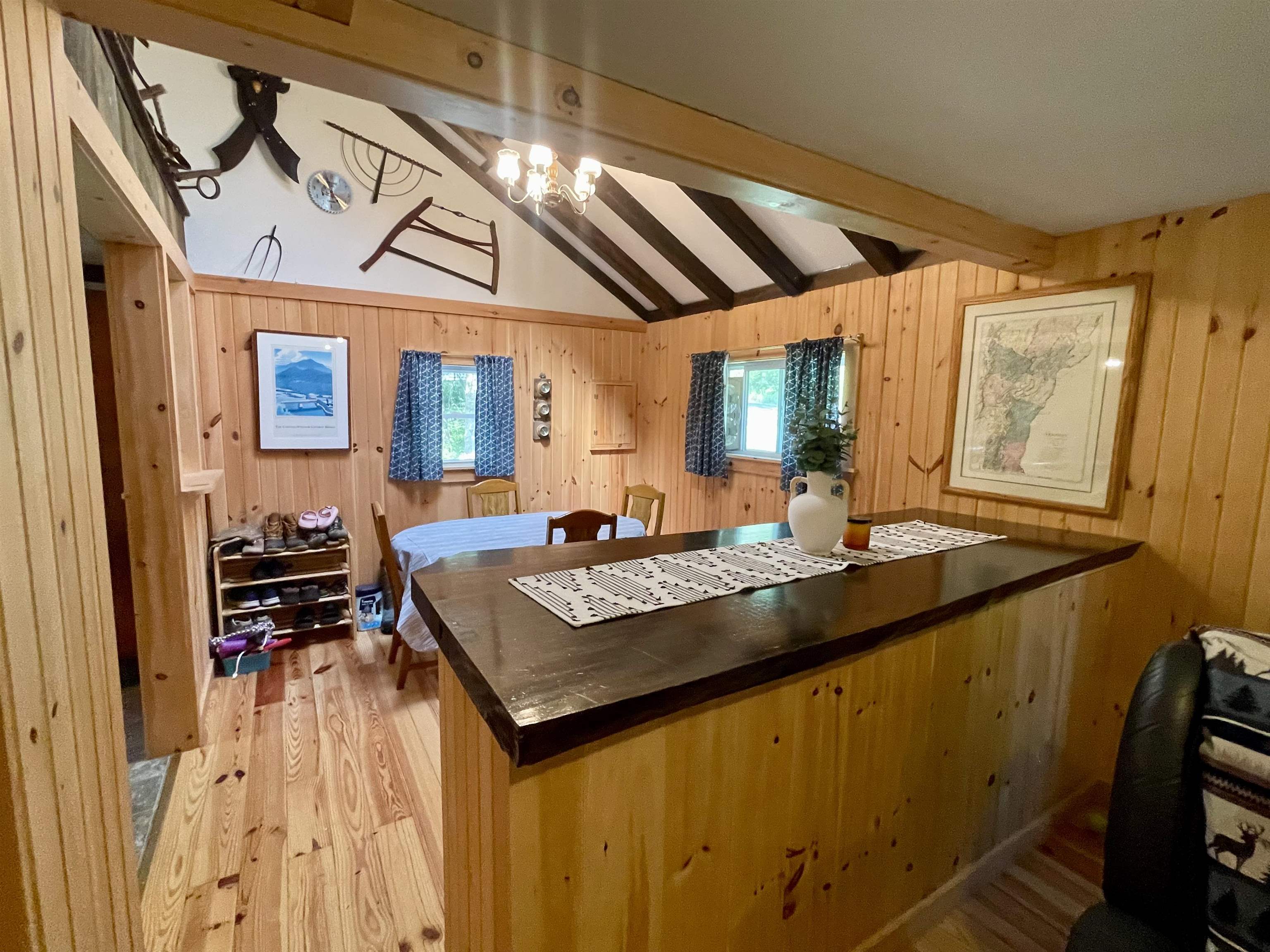2408 Shadow Lake Road Property Photo 11