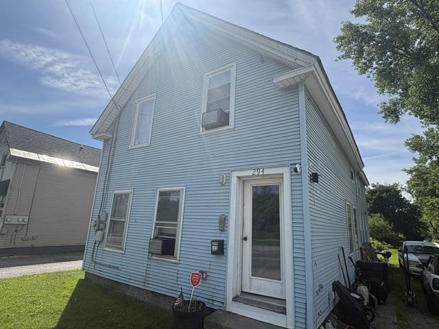 294 West Street Property Photo 2