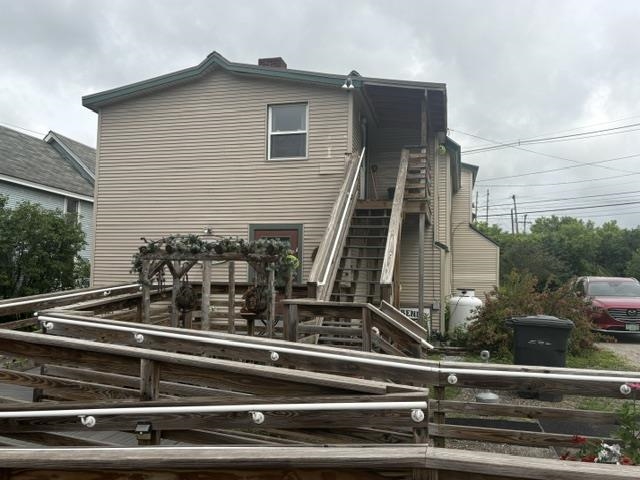 292 West Street Property Photo 3