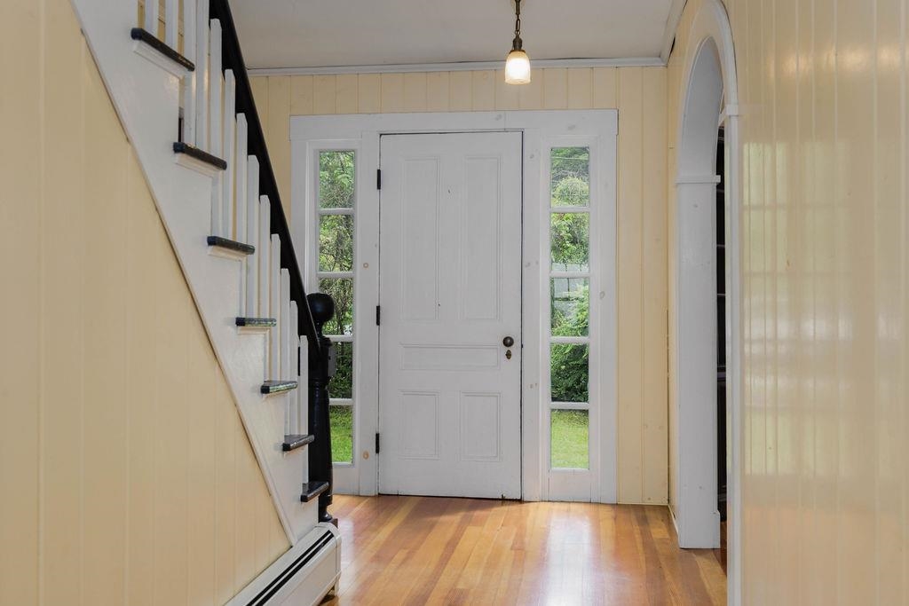 1051 Cross Road Property Photo 9