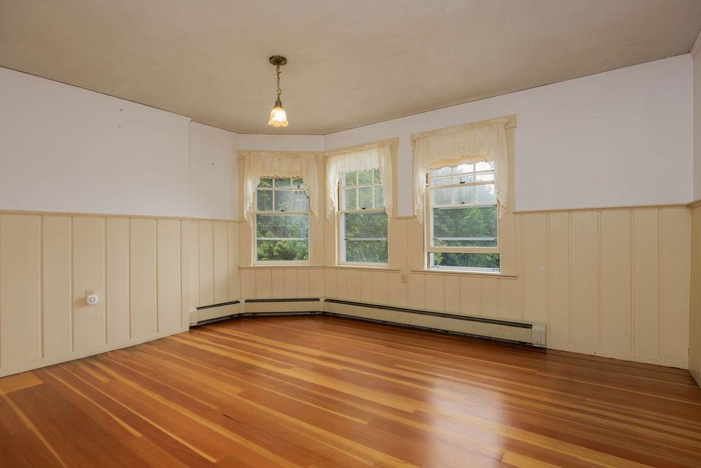 1051 Cross Road Property Photo 12