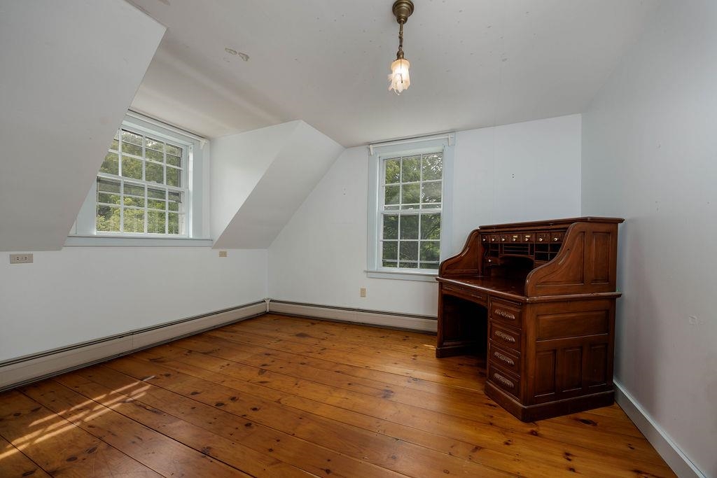 1051 Cross Road Property Photo 21