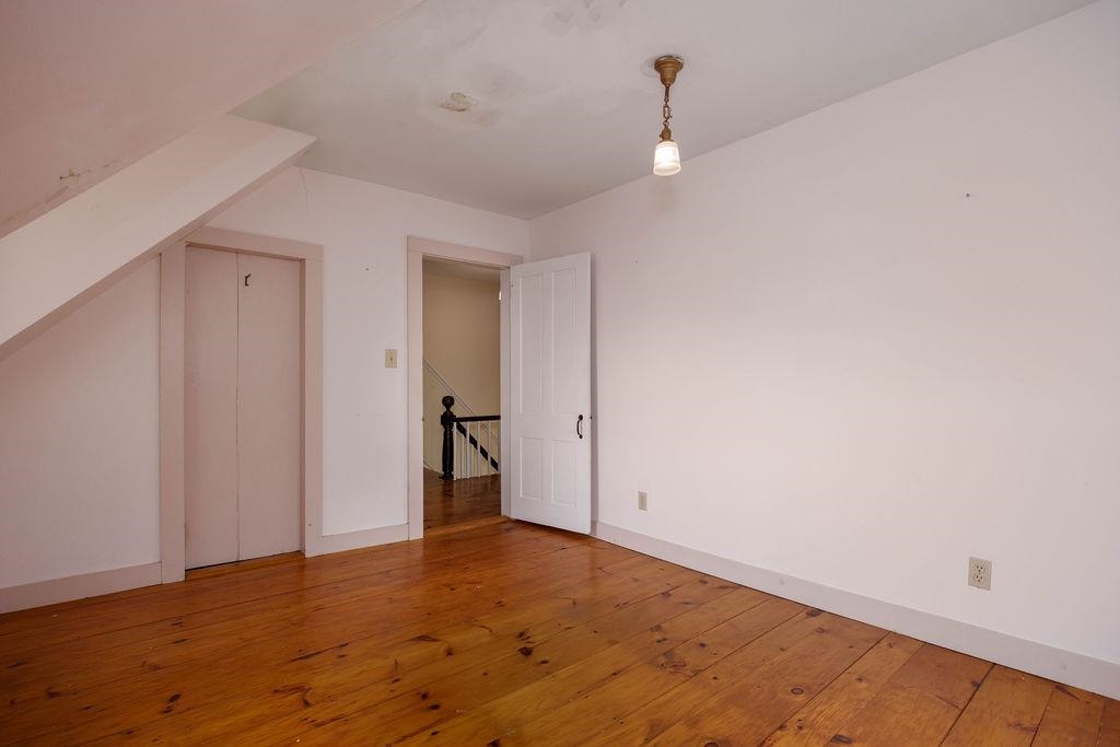 1051 Cross Road Property Photo 22